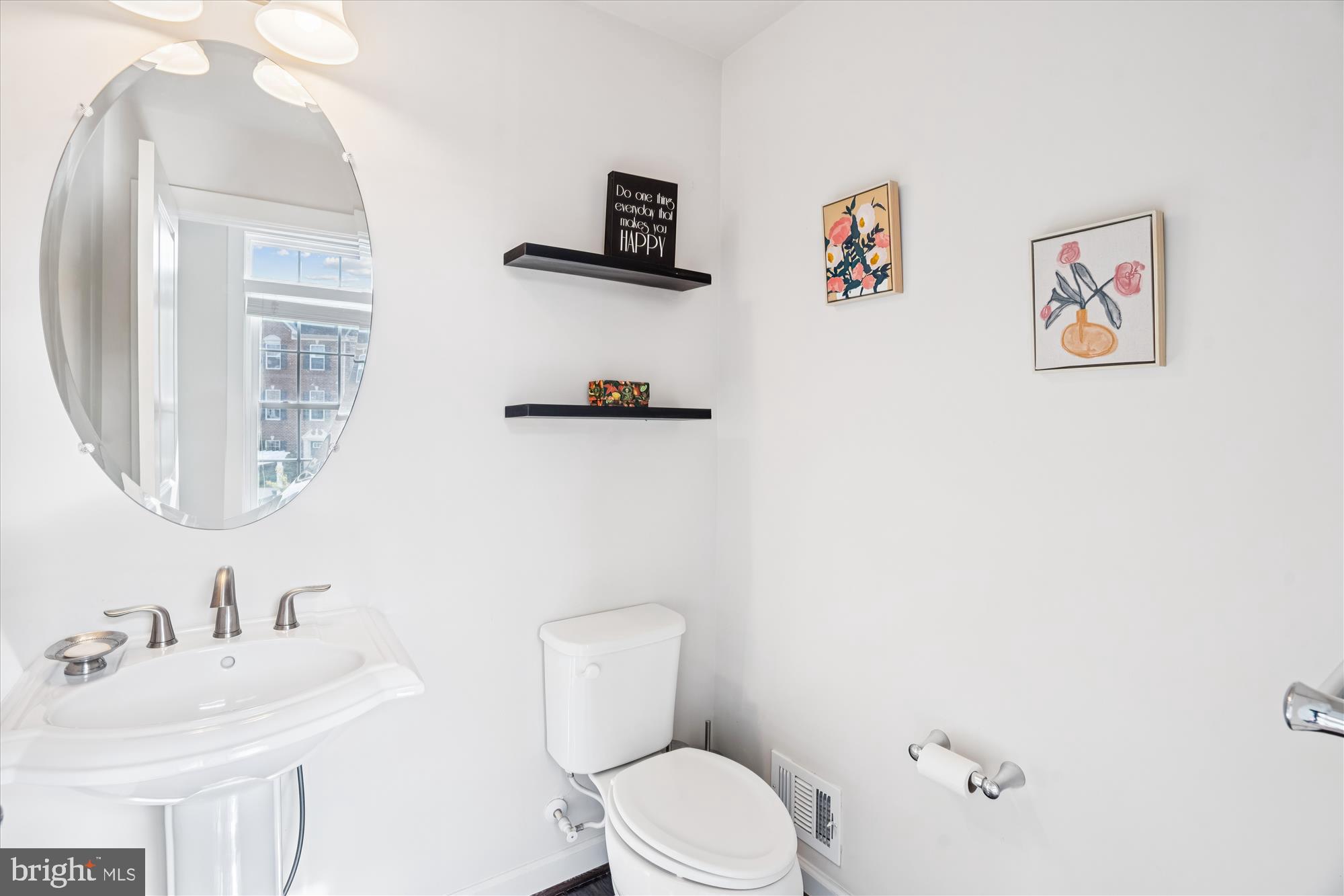 GREENBELT STATION - Residential