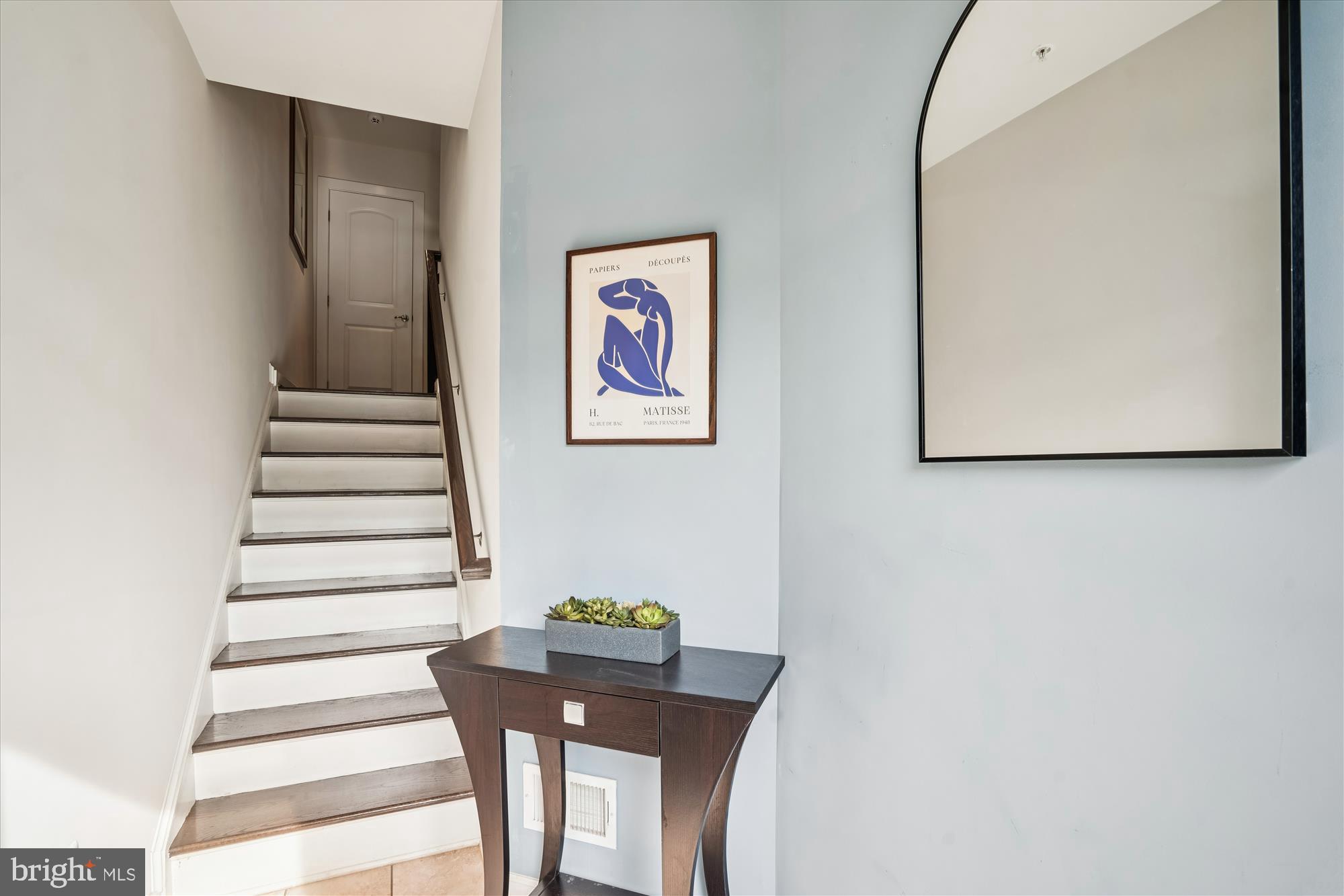 5437 STREAM BANK LANE