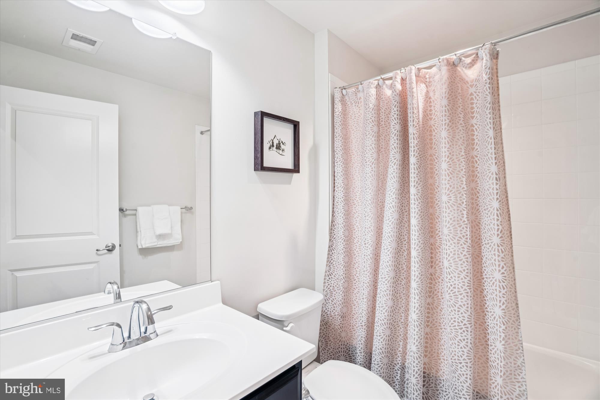 GREENBELT STATION - Residential