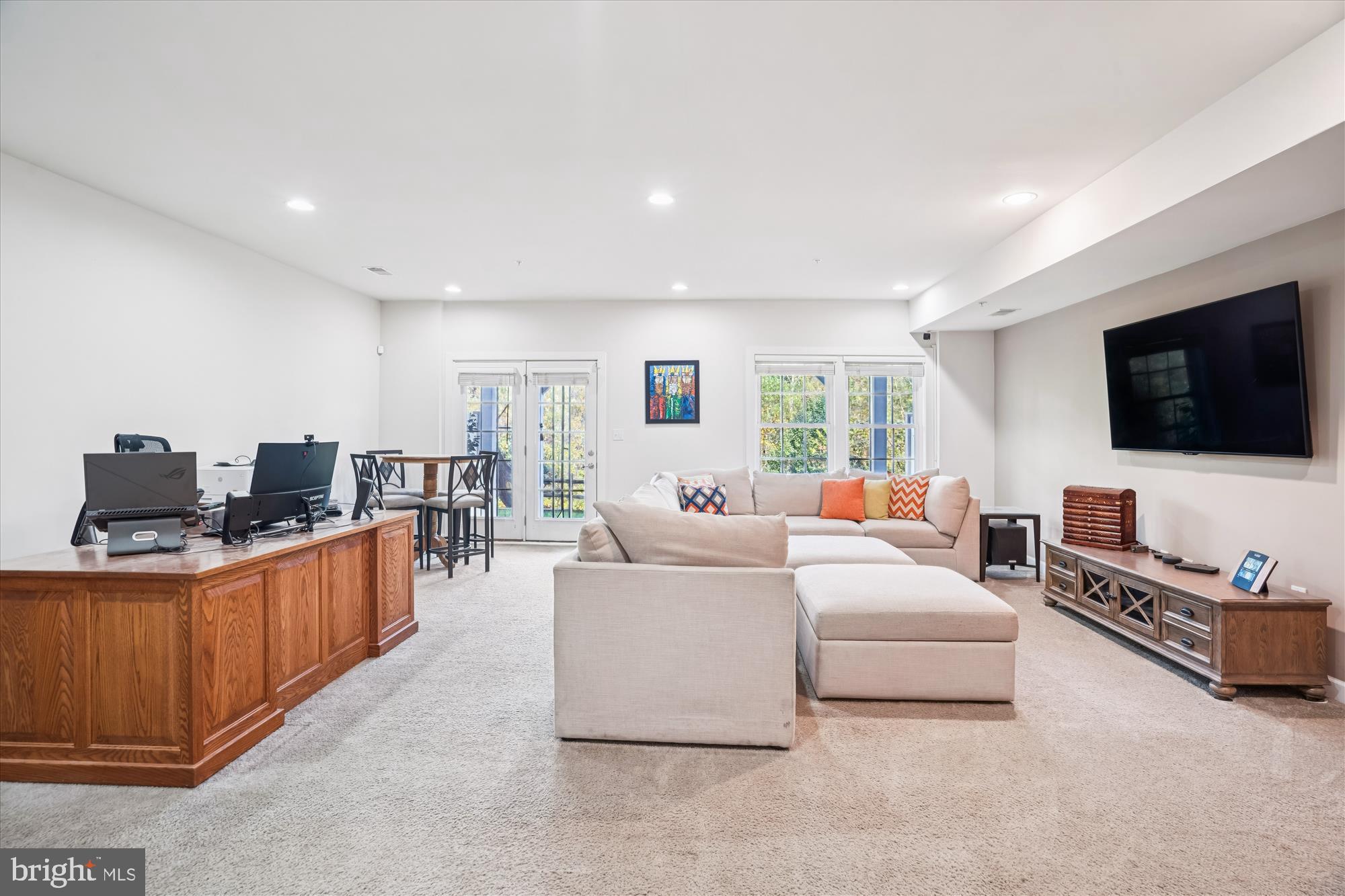 GREENBELT STATION - Residential