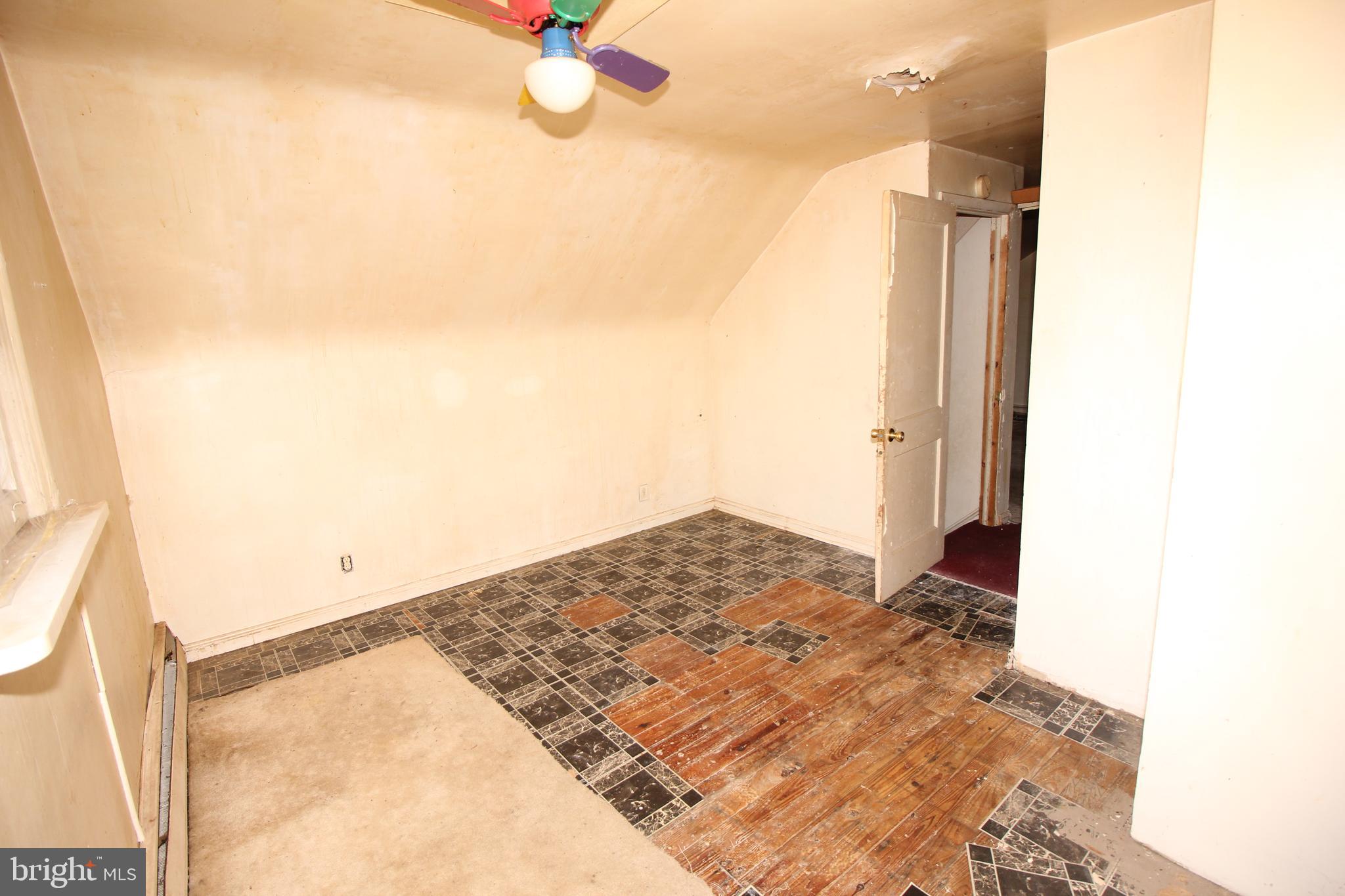 WILLOW RUN - Residential