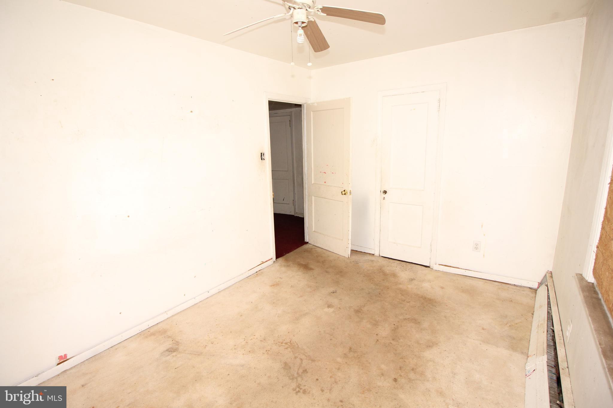 WILLOW RUN - Residential