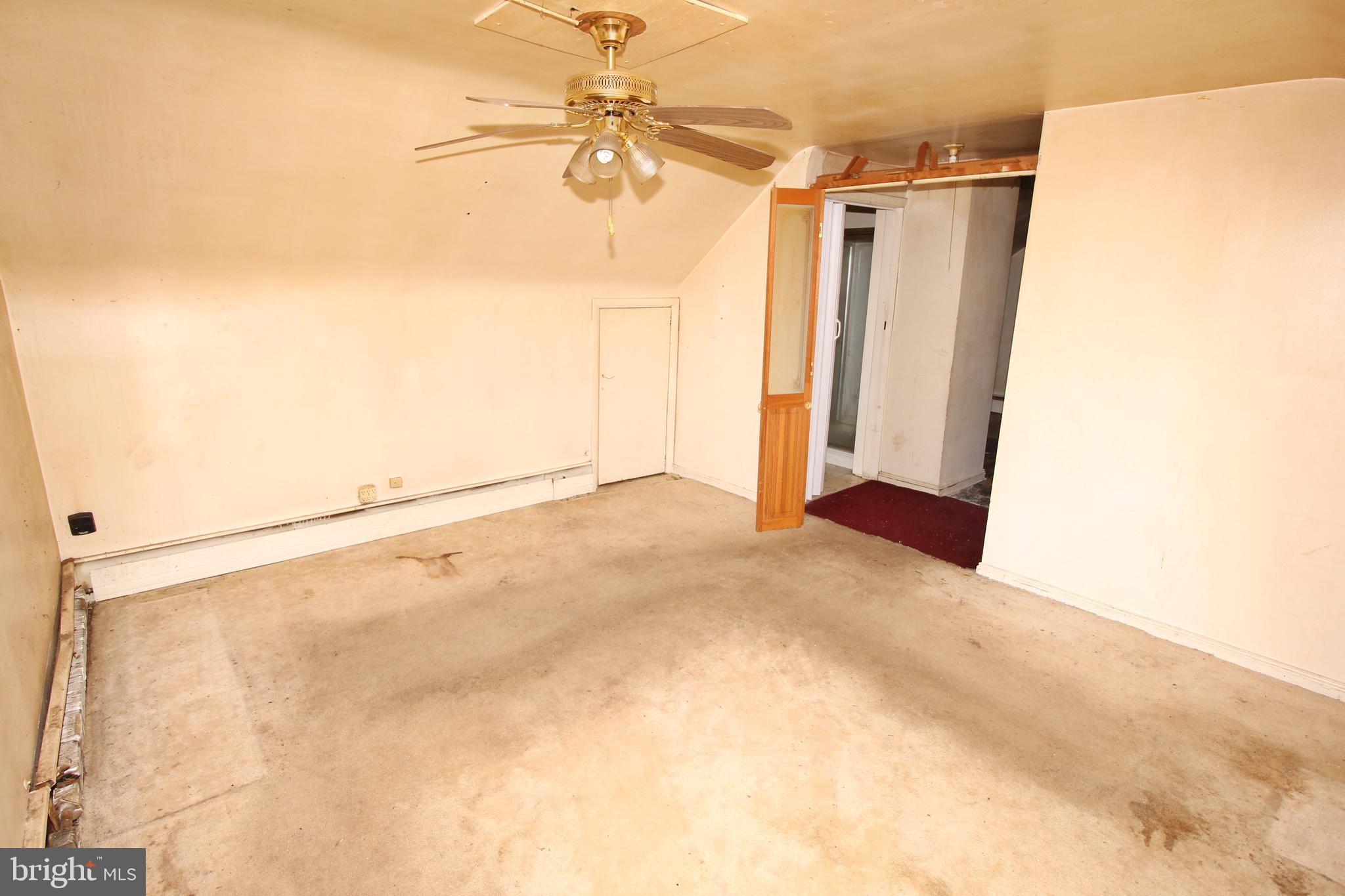 WILLOW RUN - Residential