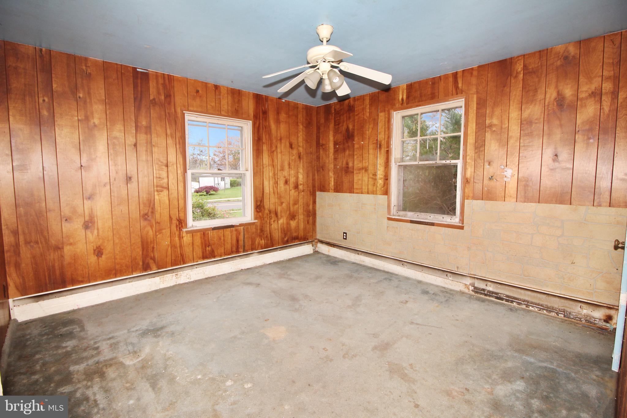 WILLOW RUN - Residential