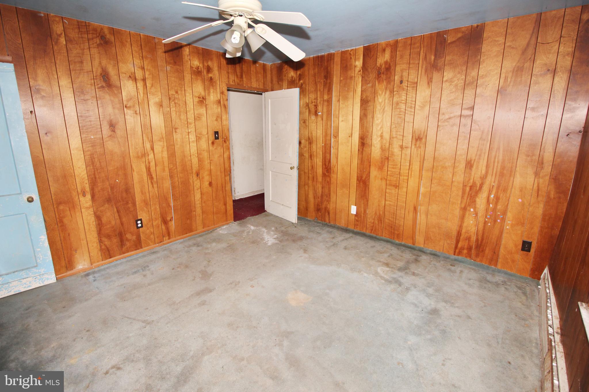 WILLOW RUN - Residential