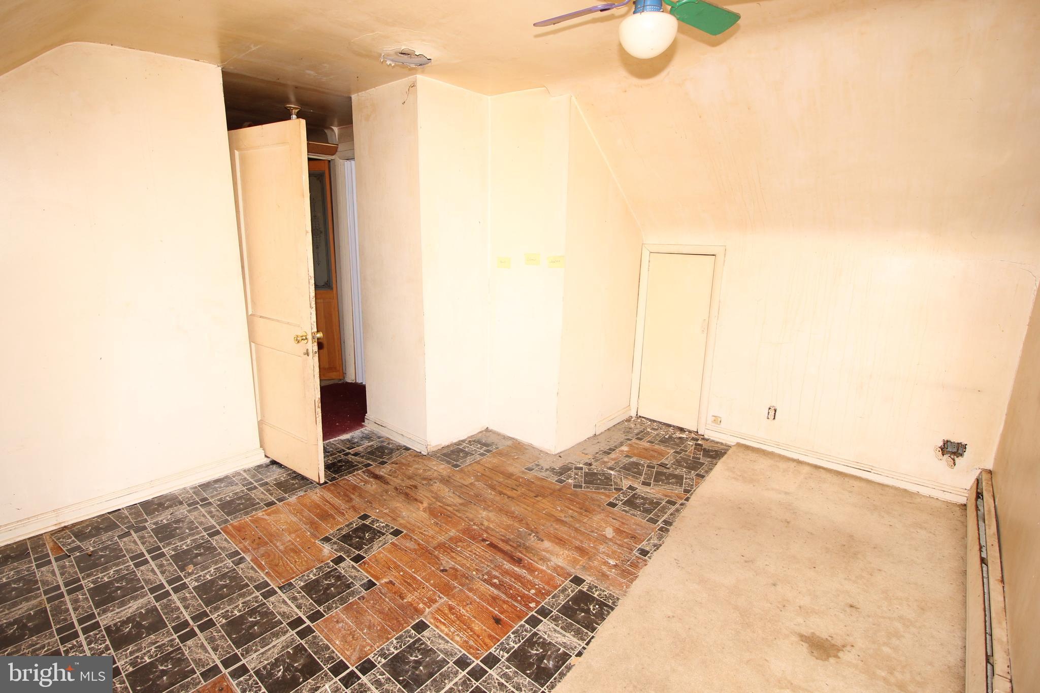 WILLOW RUN - Residential