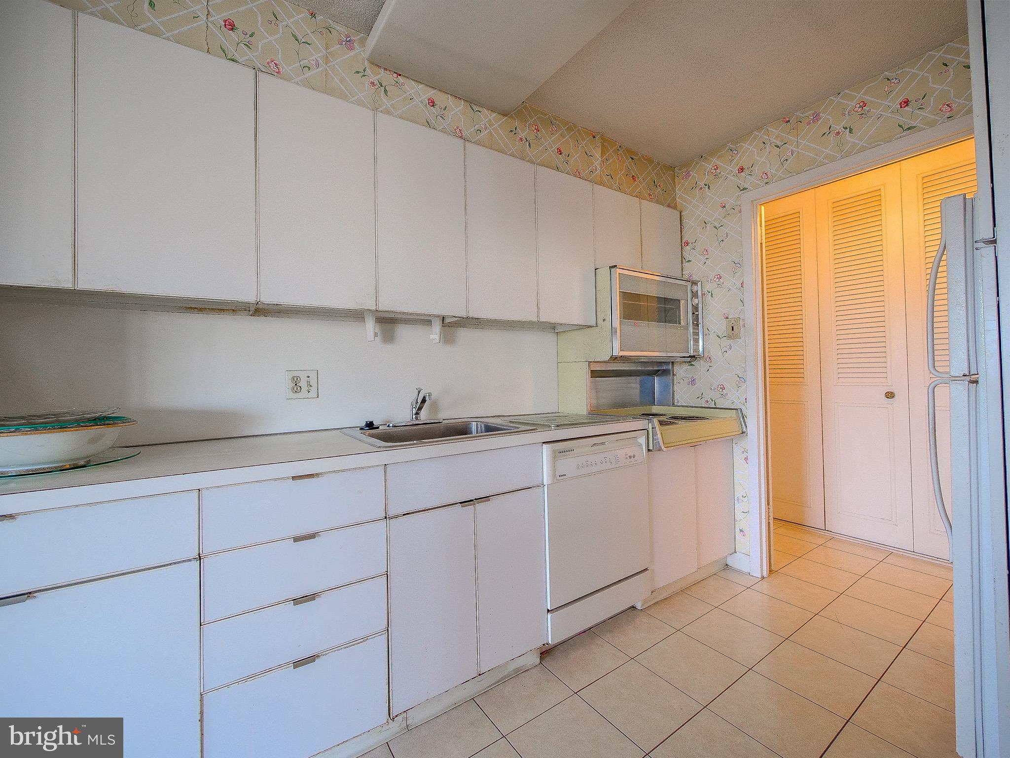 GREEN HILL - Residential