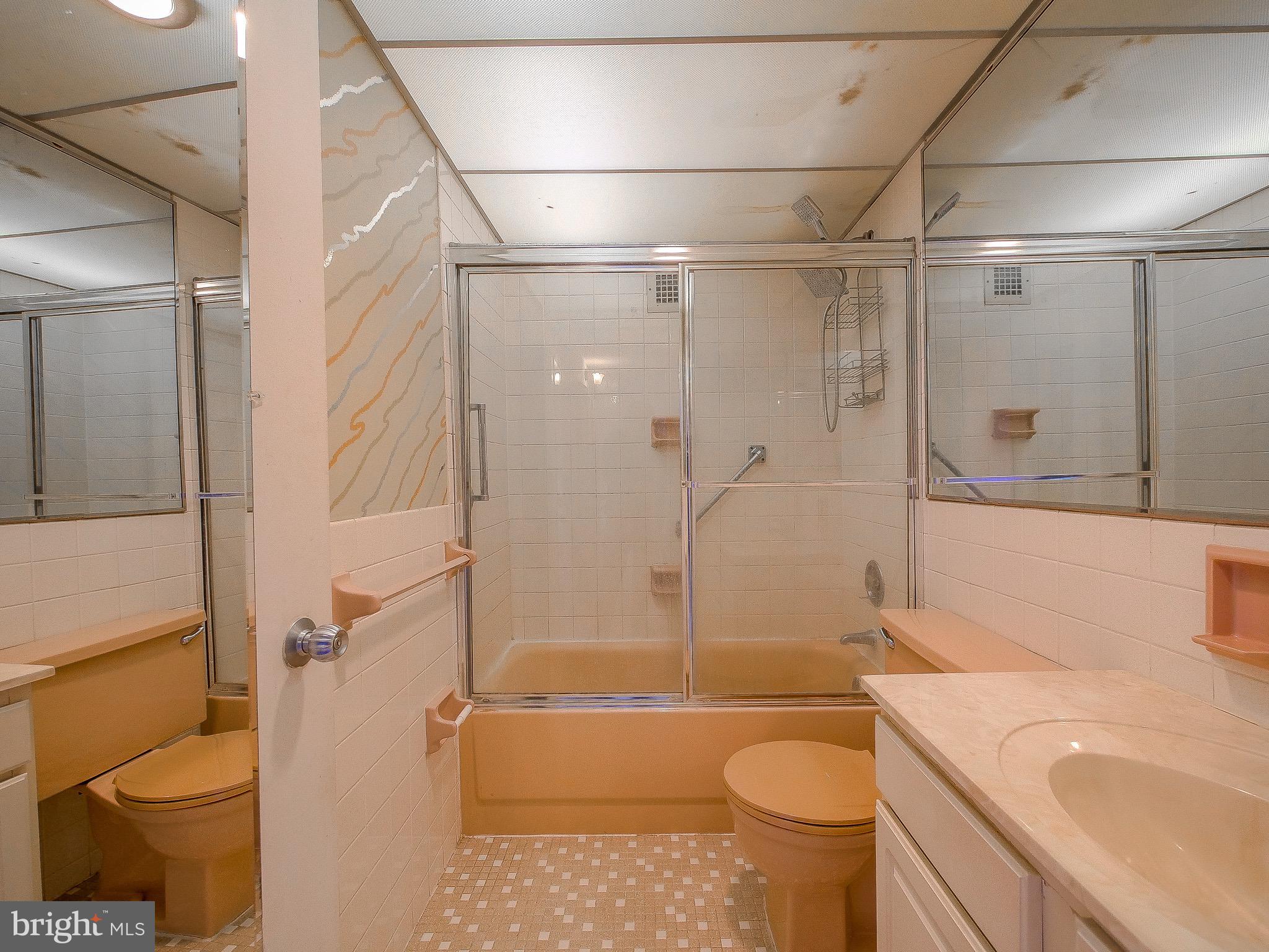 GREEN HILL - Residential