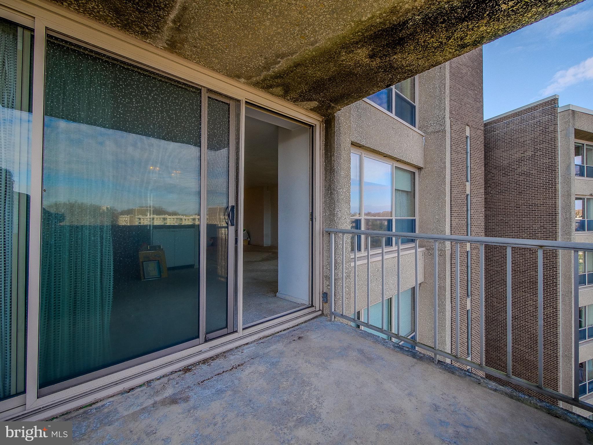 GREEN HILL - Residential