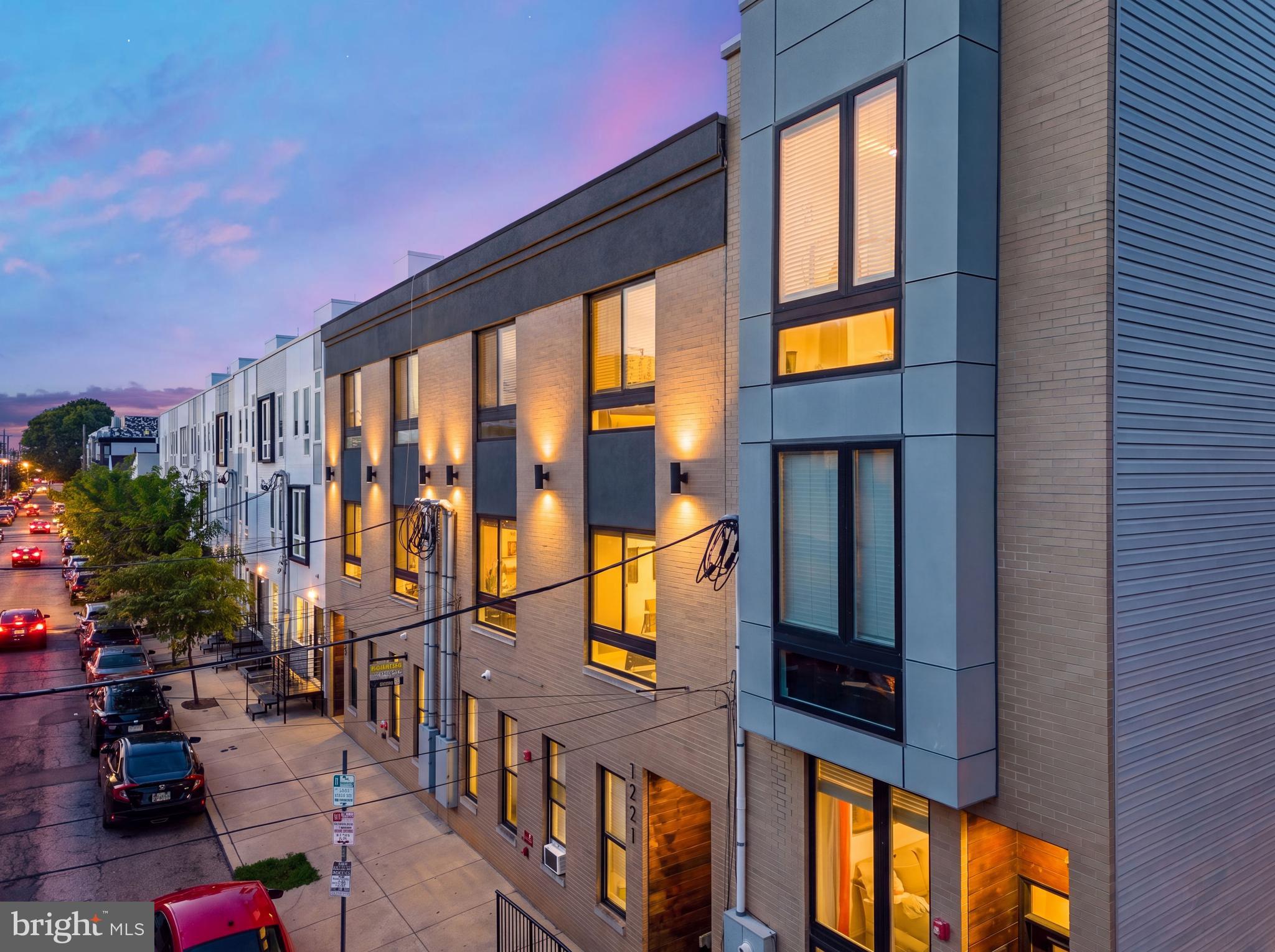 1221 N 27TH STREET 27