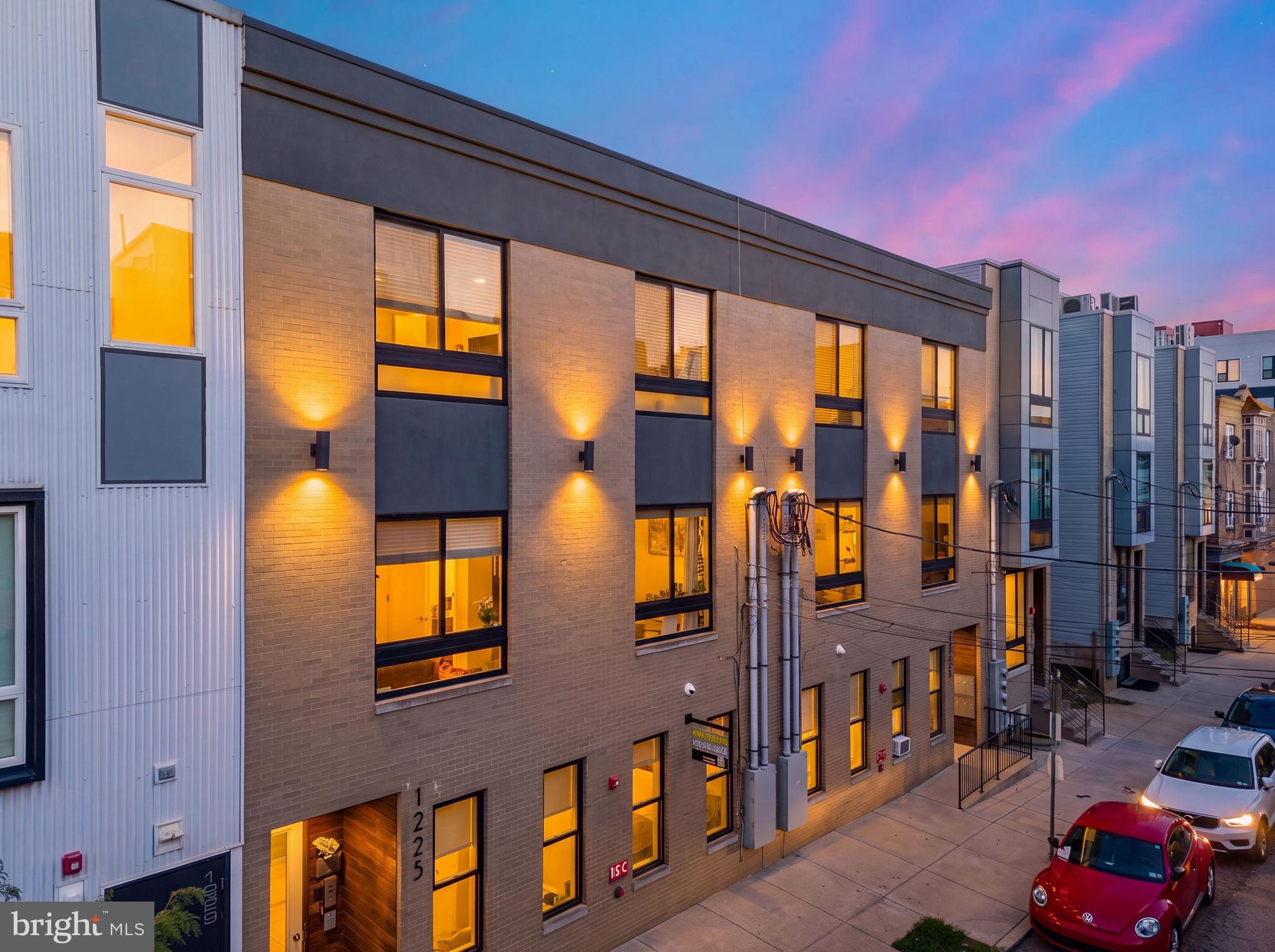 1221 N 27TH STREET 27