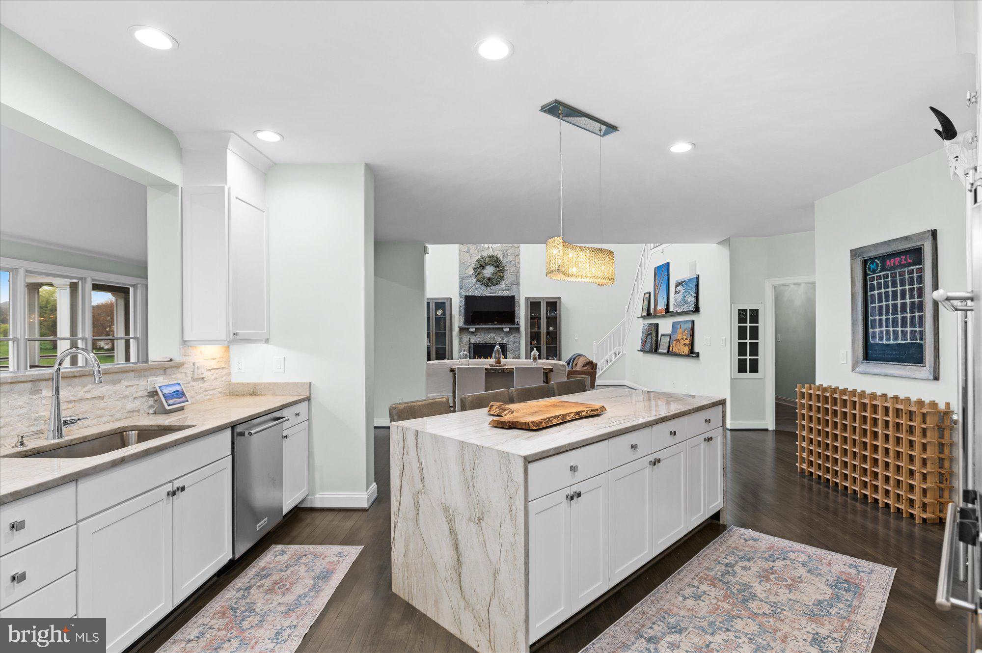 BELMONT COUNTRY CLUB - Residential