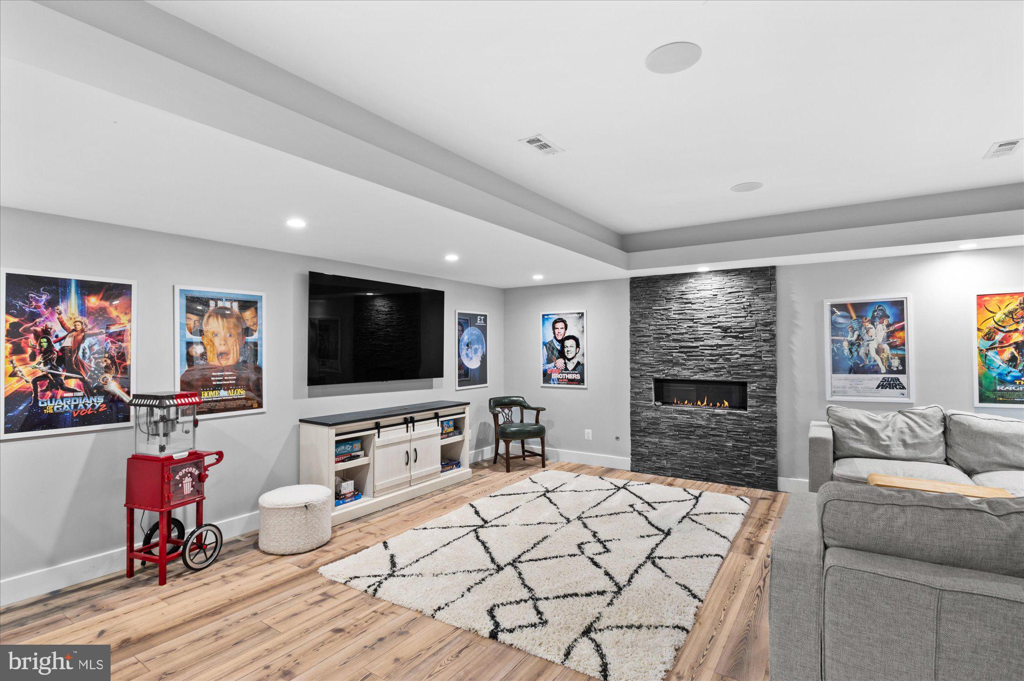 BELMONT COUNTRY CLUB - Residential