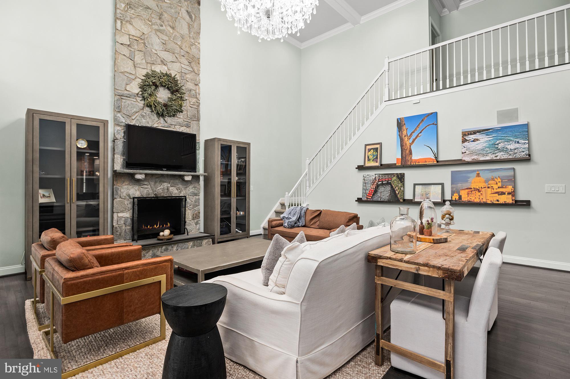 BELMONT COUNTRY CLUB - Residential