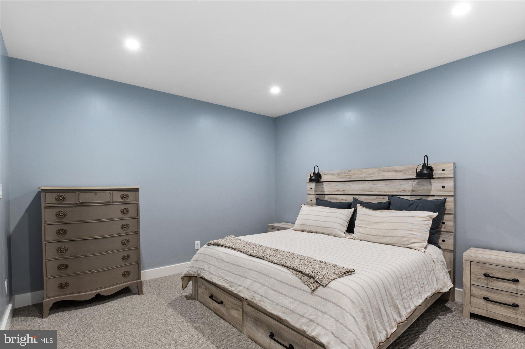 BELMONT COUNTRY CLUB - Residential