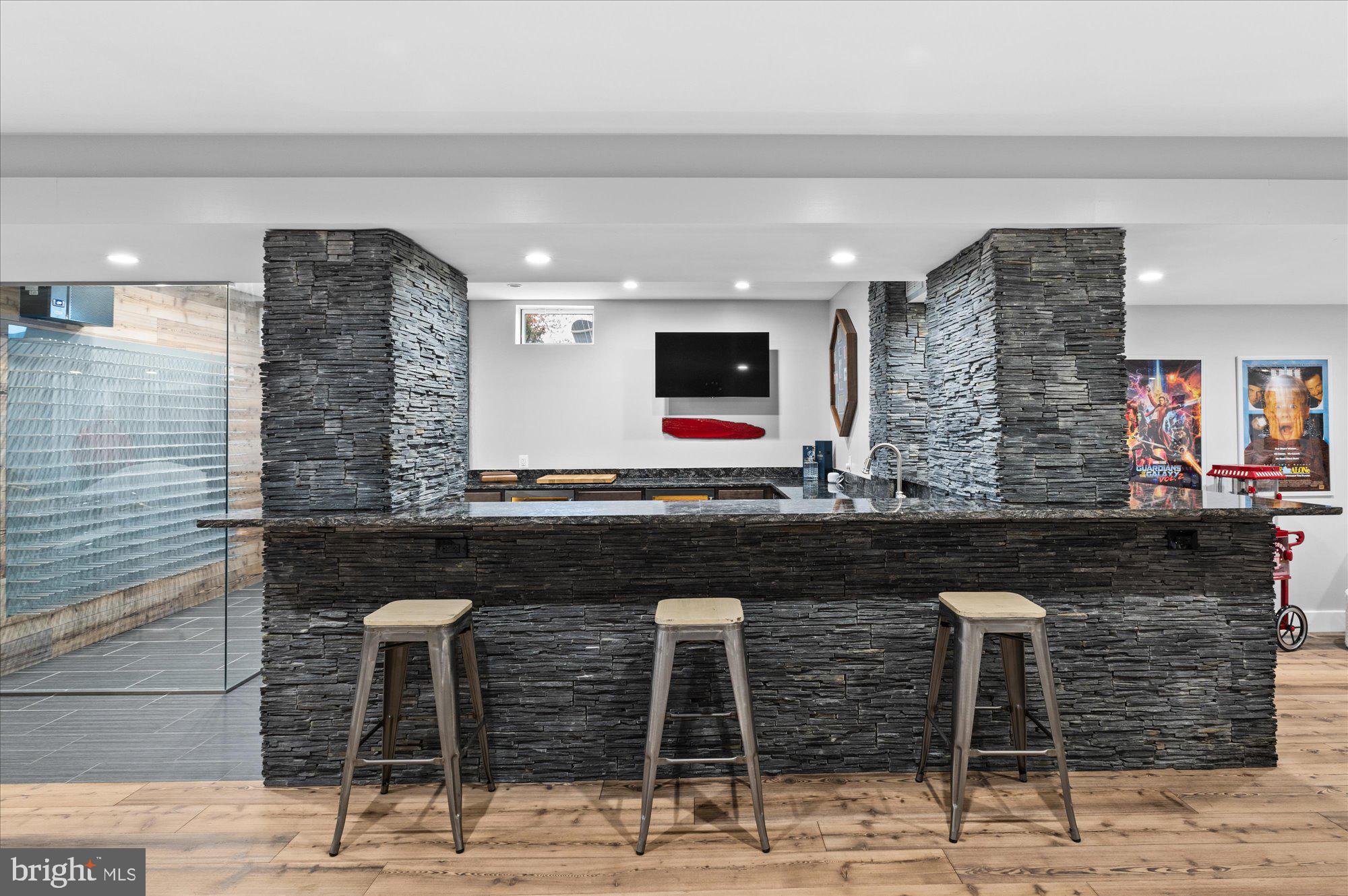 BELMONT COUNTRY CLUB - Residential