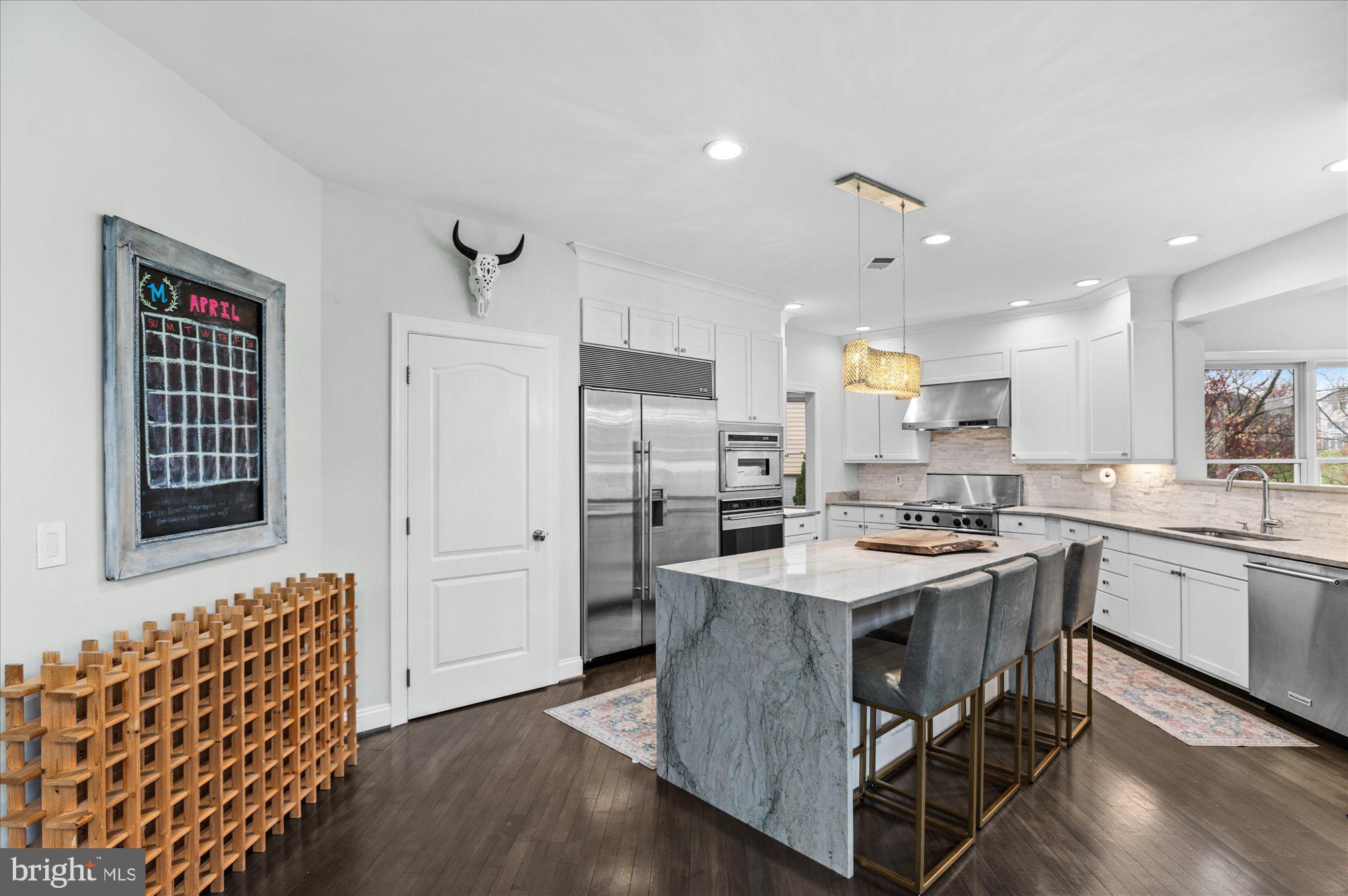 BELMONT COUNTRY CLUB - Residential