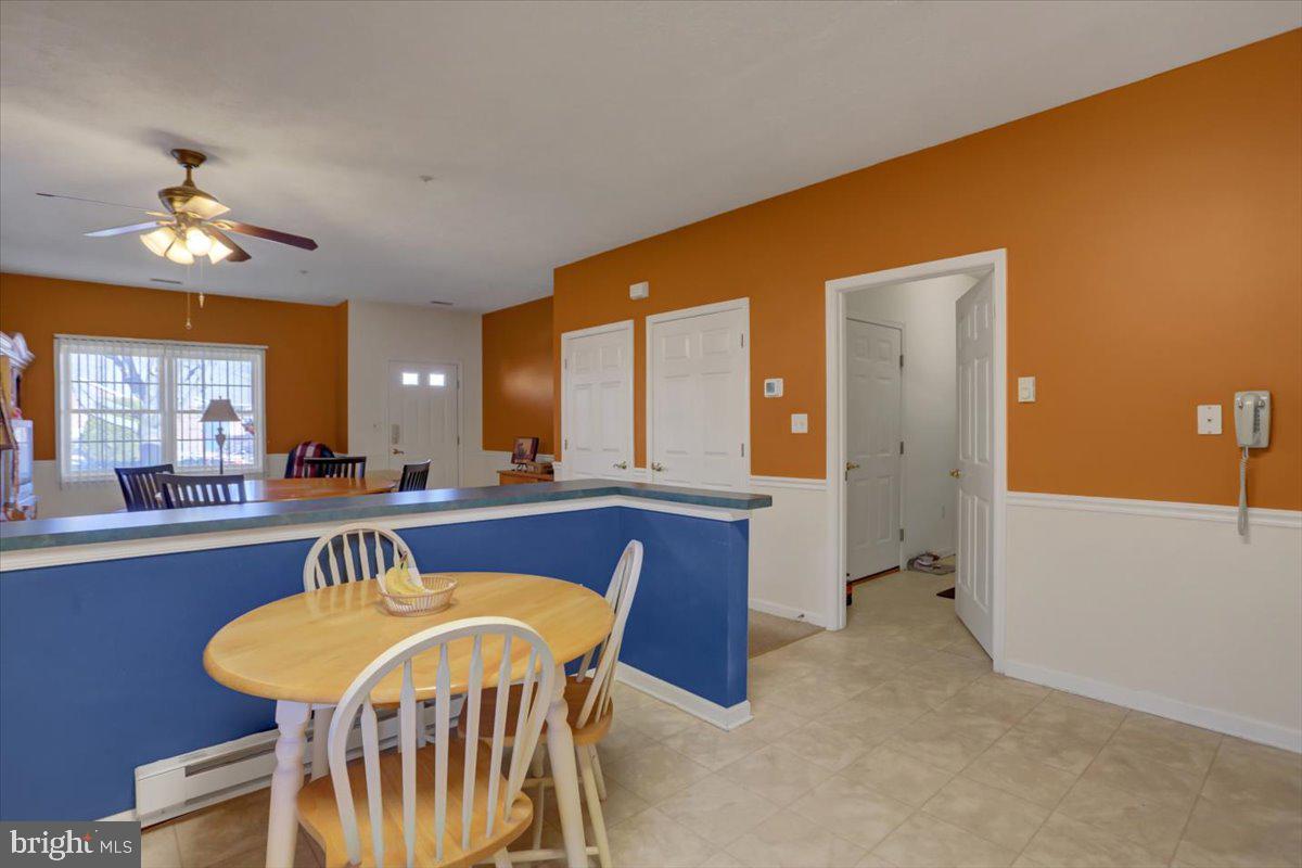 SUMMERLAND MANOR - Residential