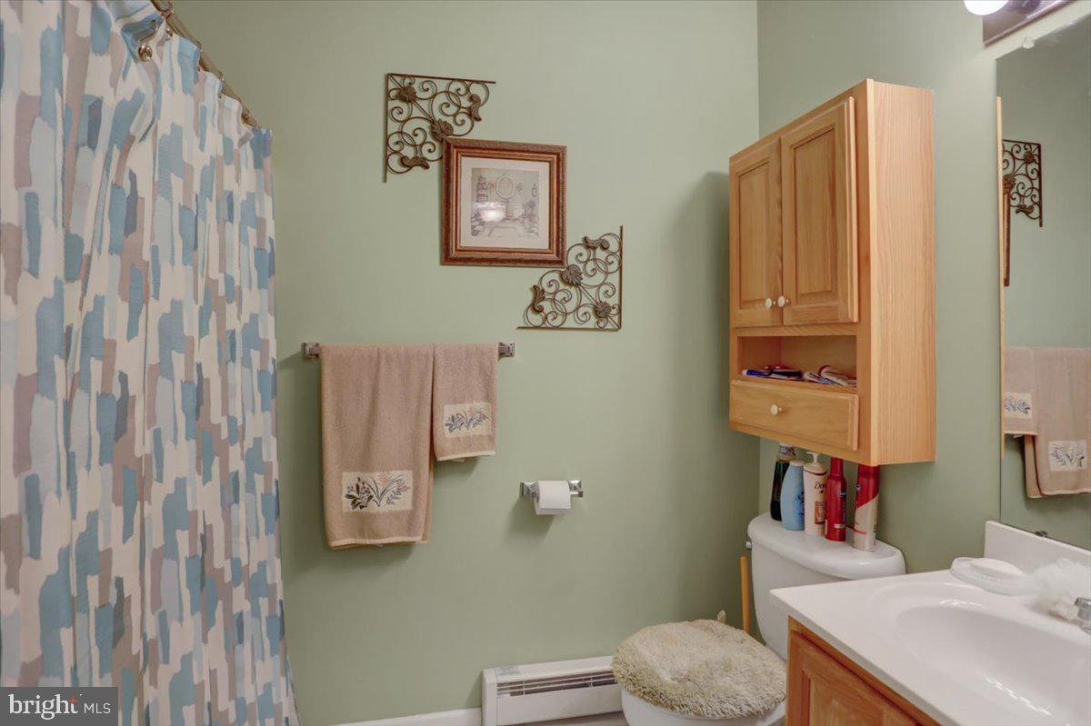 SUMMERLAND MANOR - Residential