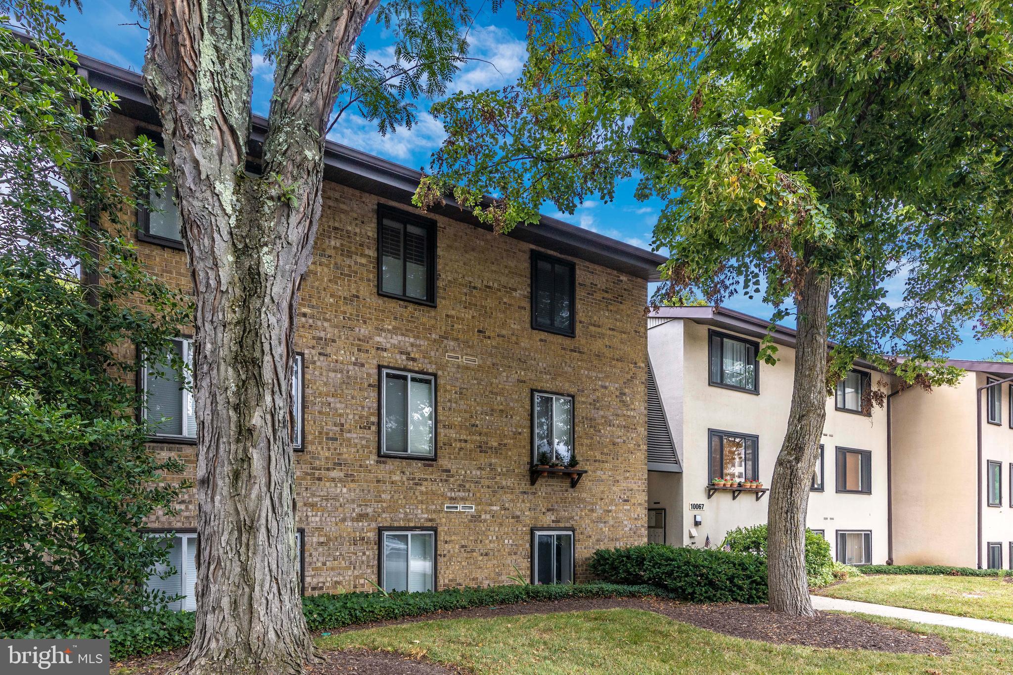 VILLAGE OF WILDE LAKE - Residential