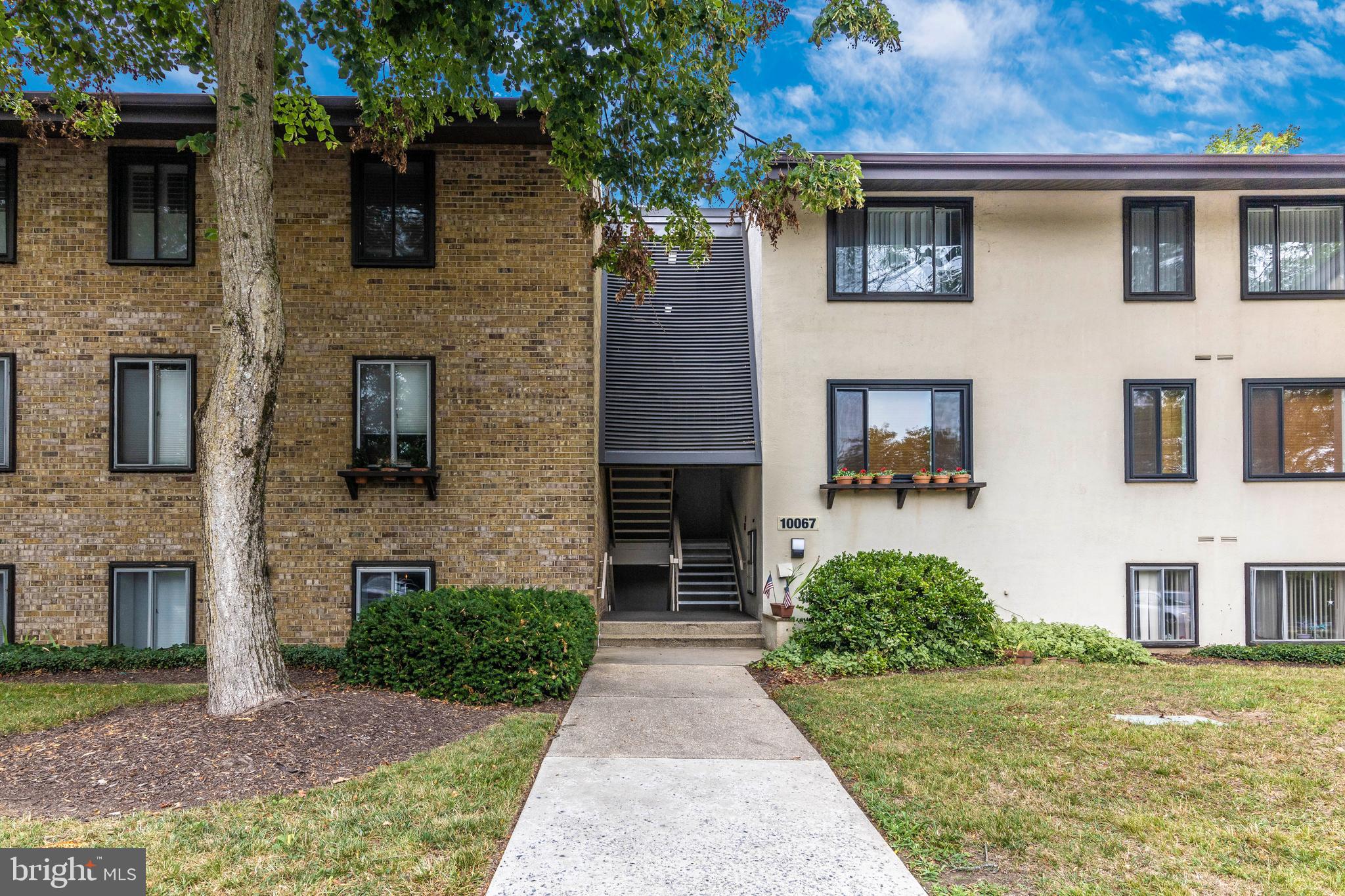 VILLAGE OF WILDE LAKE - Residential