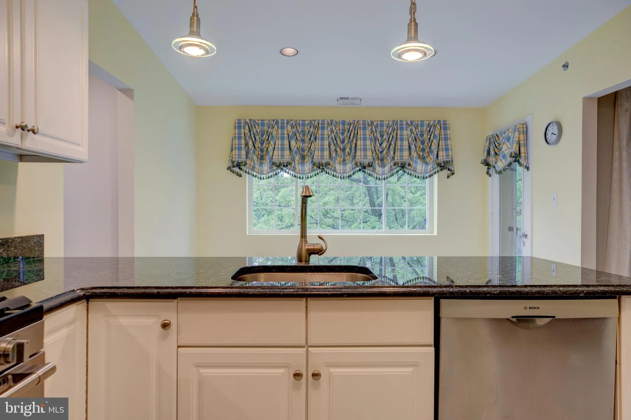 Lutherville Timonium, Maryland 21093, United States, 2 Bedrooms Bedrooms, ,2 BathroomsBathrooms,Residential,Active,129550