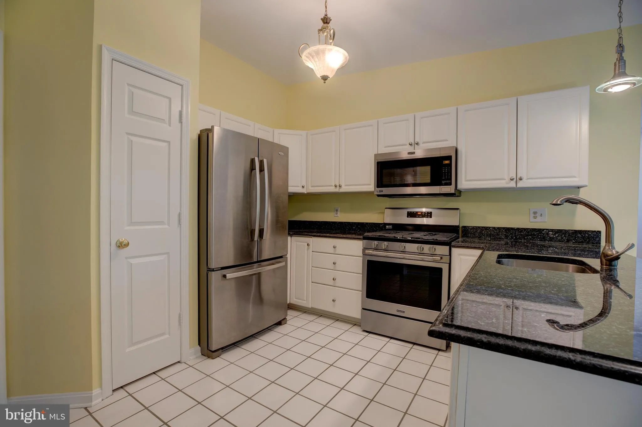 Lutherville Timonium, Maryland 21093, United States, 2 Bedrooms Bedrooms, ,2 BathroomsBathrooms,Residential,Active,129550