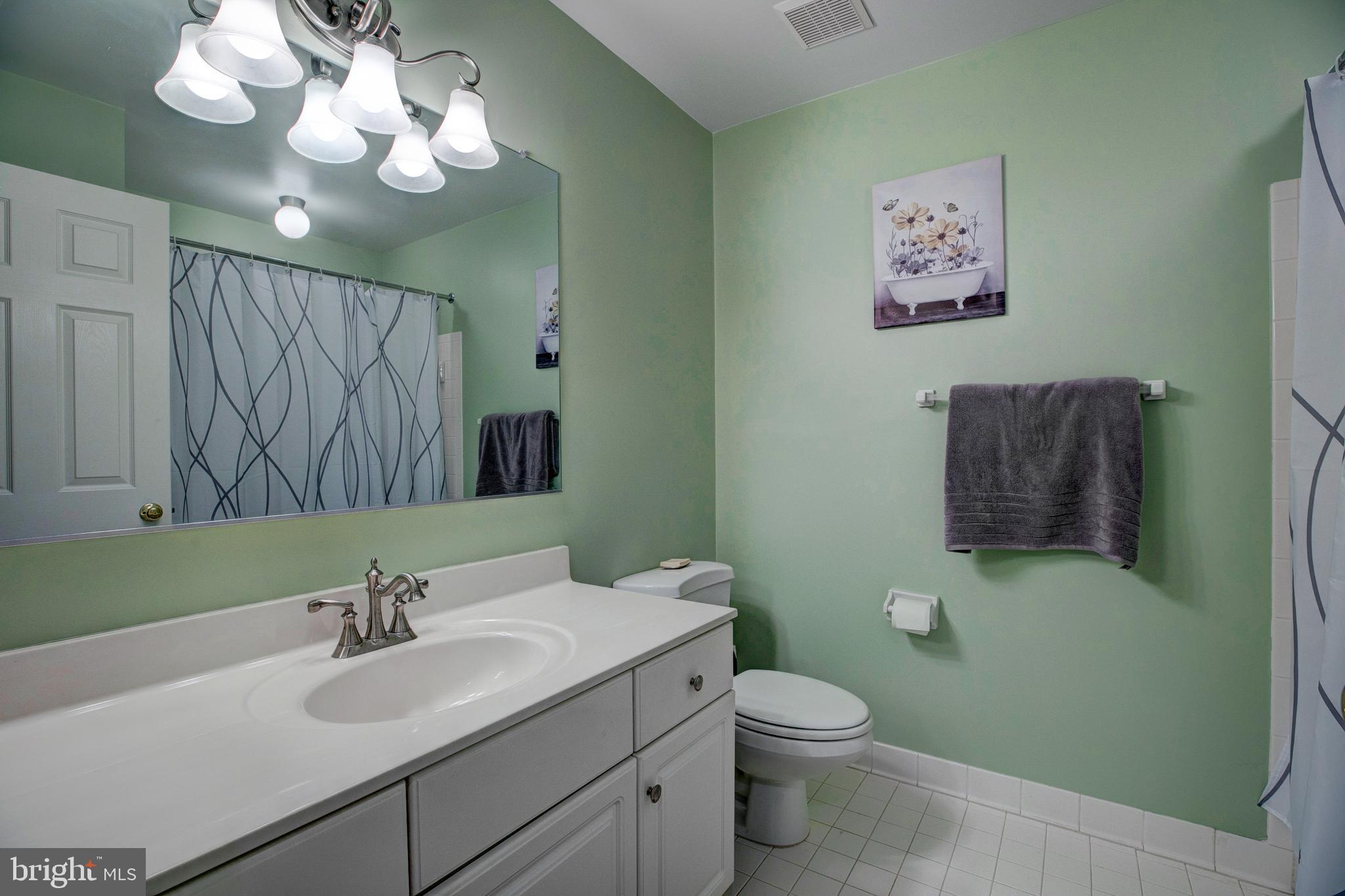 ROCKFLEET GARDEN - Residential Lease