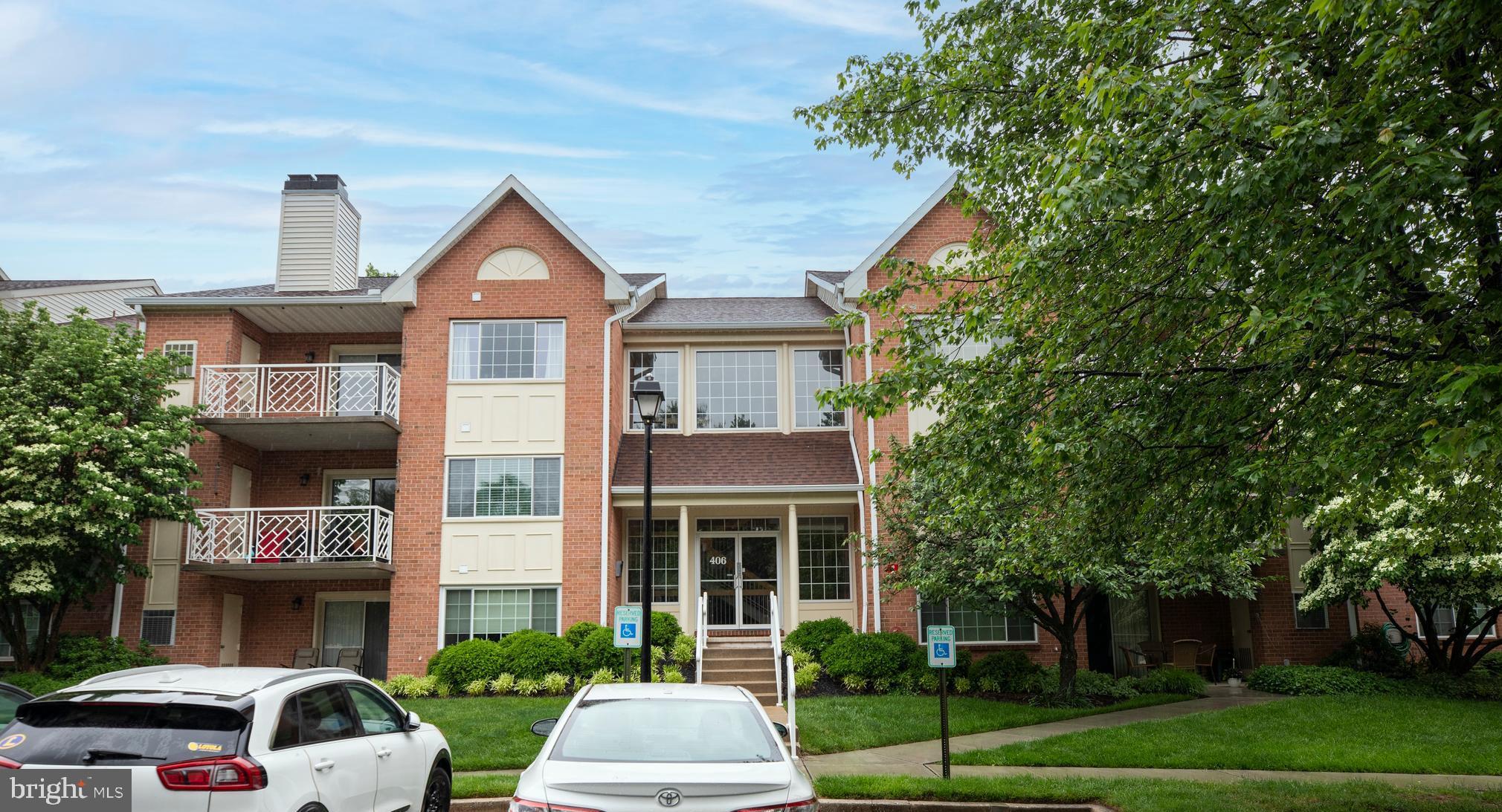 ROCKFLEET GARDEN - Residential Lease