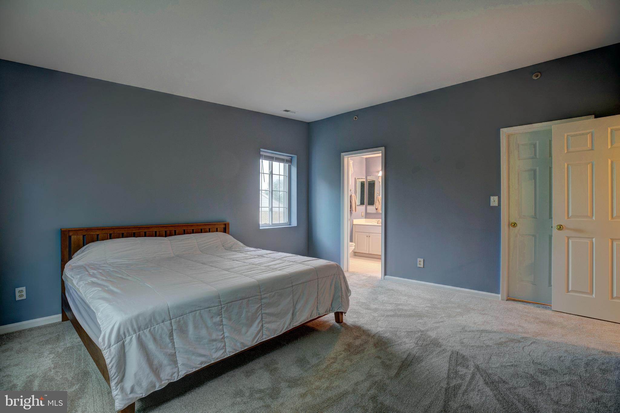 ROCKFLEET GARDEN - Residential Lease