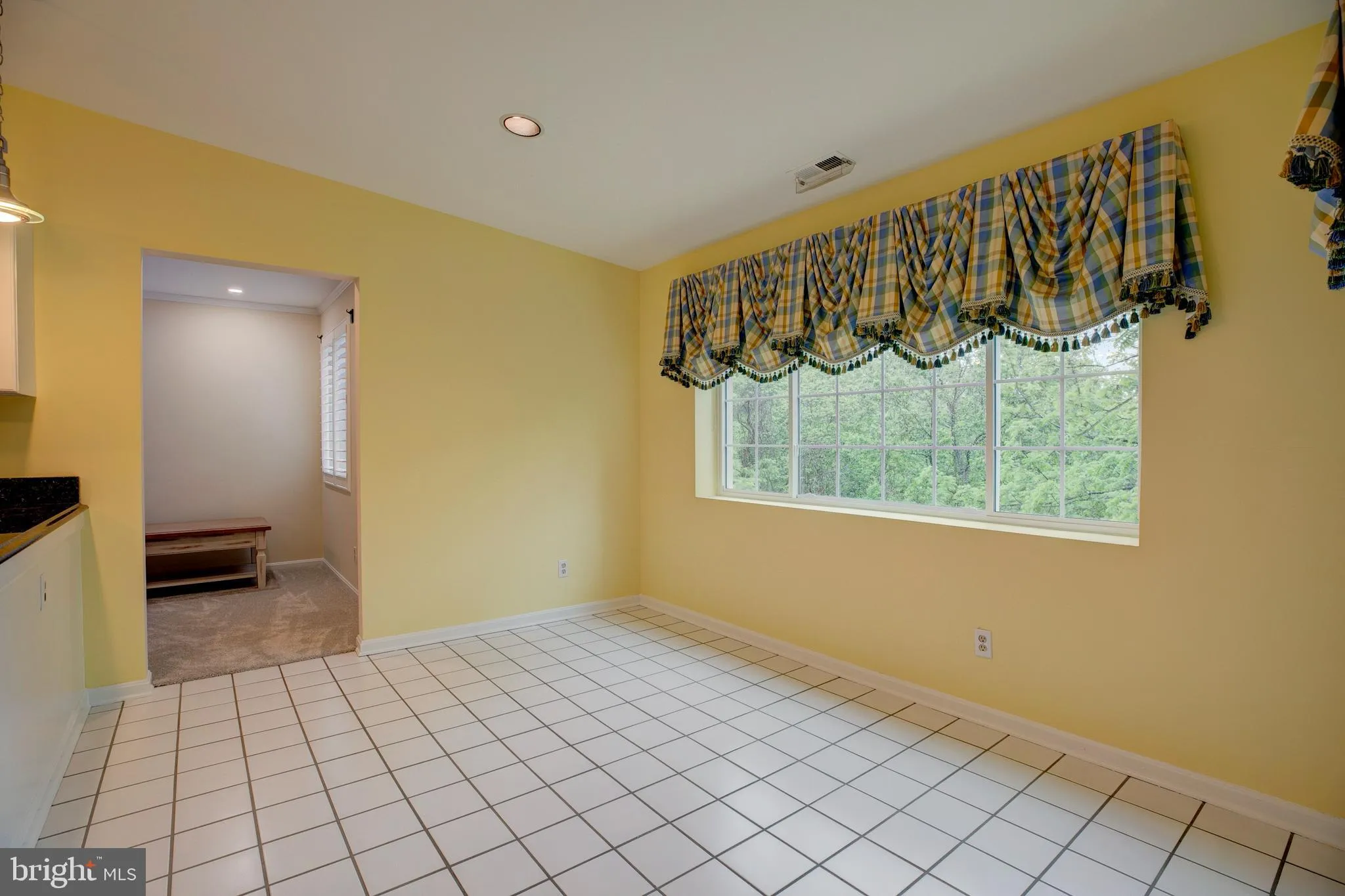 Lutherville Timonium, Maryland 21093, United States, 2 Bedrooms Bedrooms, ,2 BathroomsBathrooms,Residential,Active,129550