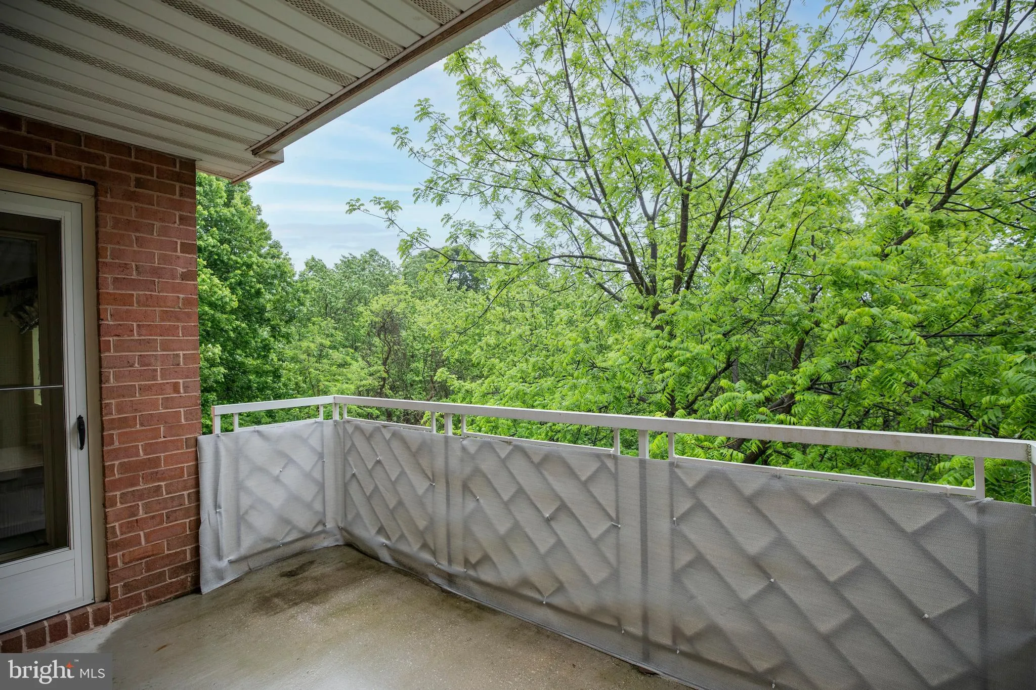 Lutherville Timonium, Maryland 21093, United States, 2 Bedrooms Bedrooms, ,2 BathroomsBathrooms,Residential,Active,129550