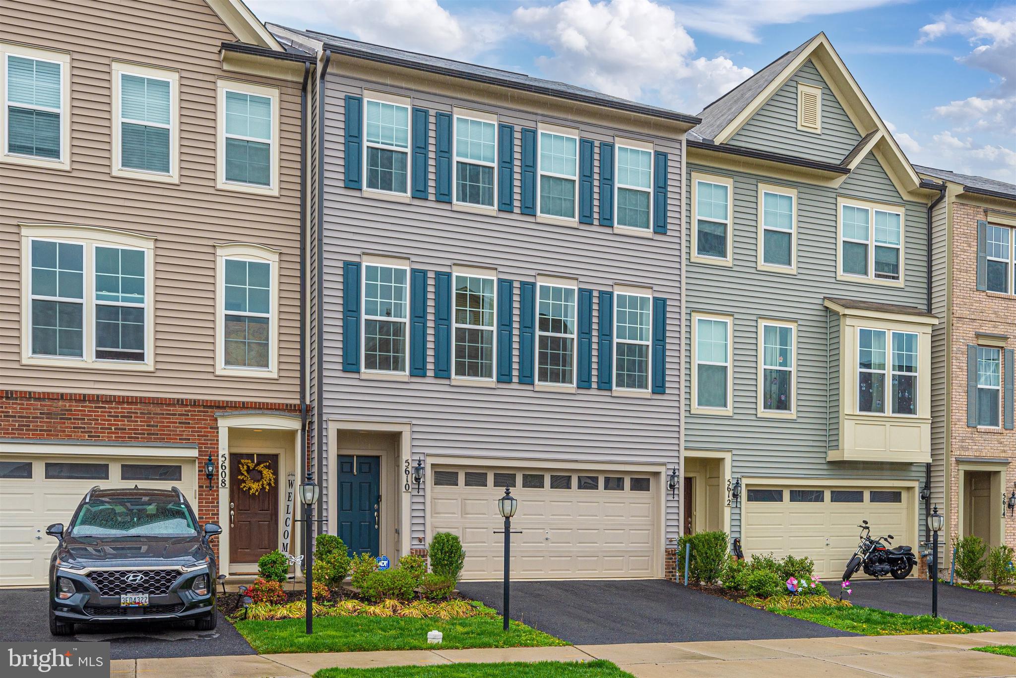 TALLYN RIDGE - Residential