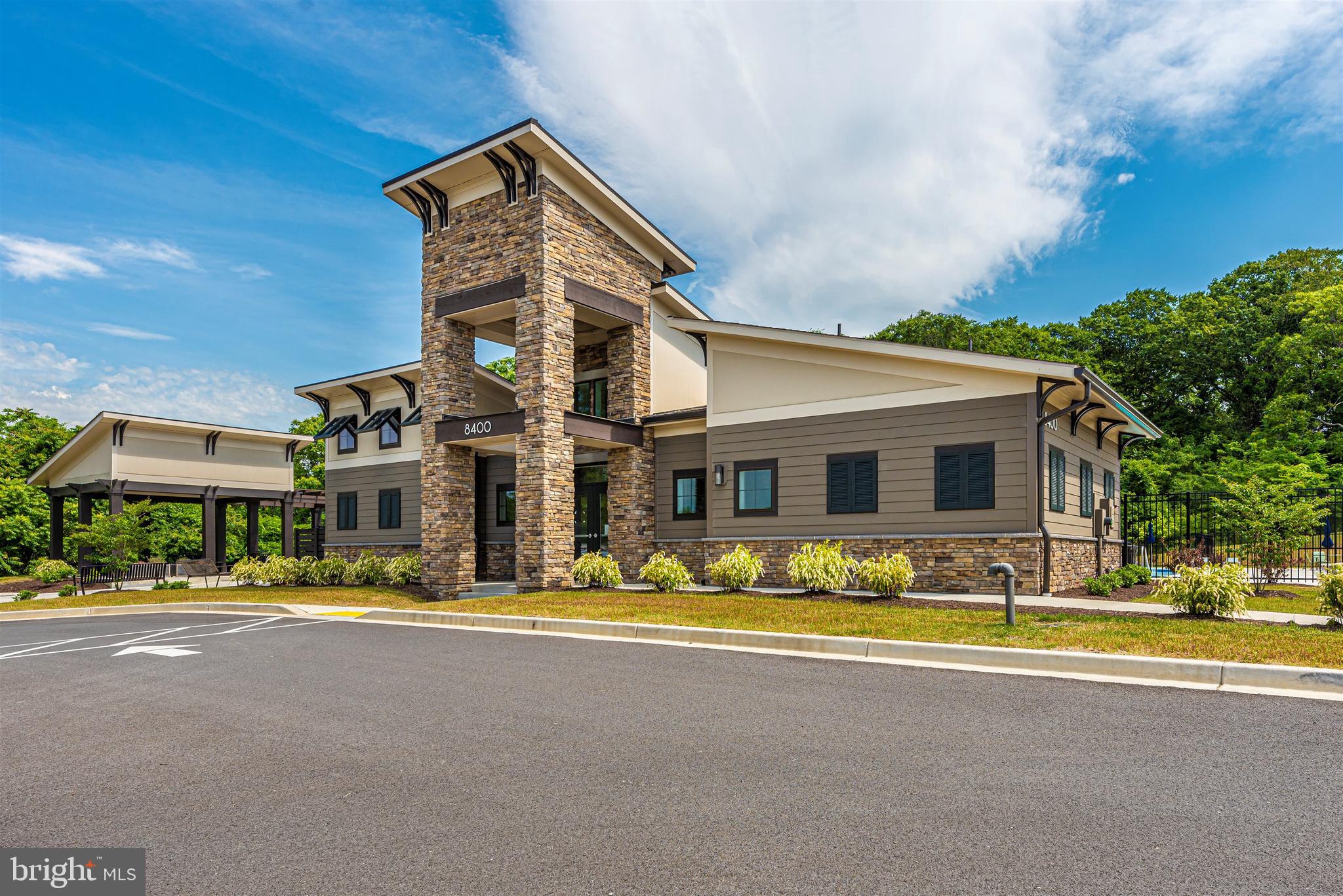 TALLYN RIDGE - Residential