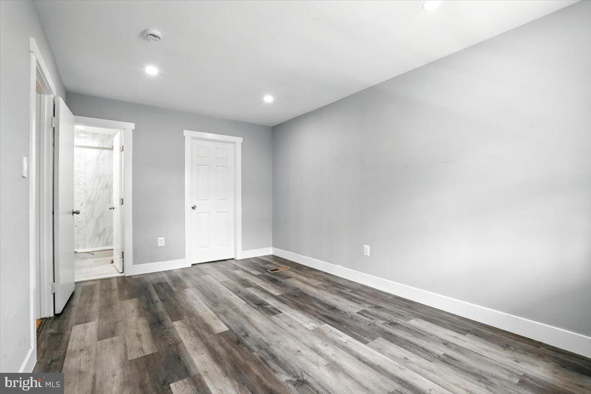 DALE CITY - Residential Lease