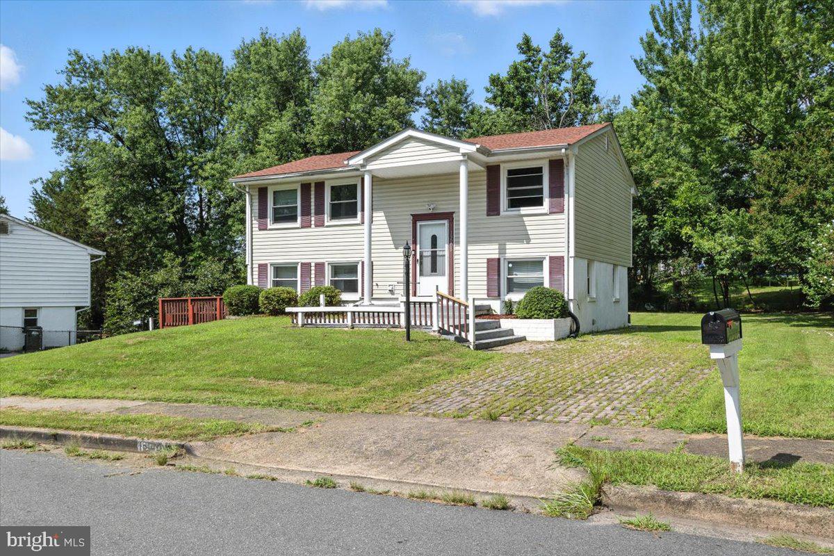 DALE CITY - Residential Lease