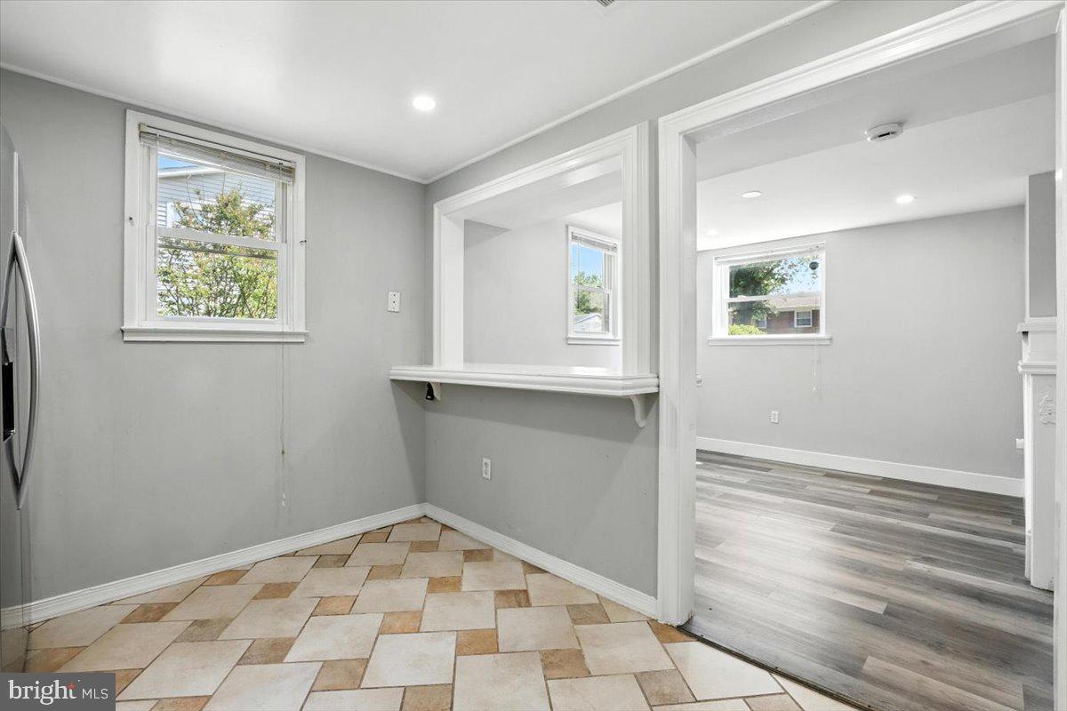 DALE CITY - Residential Lease