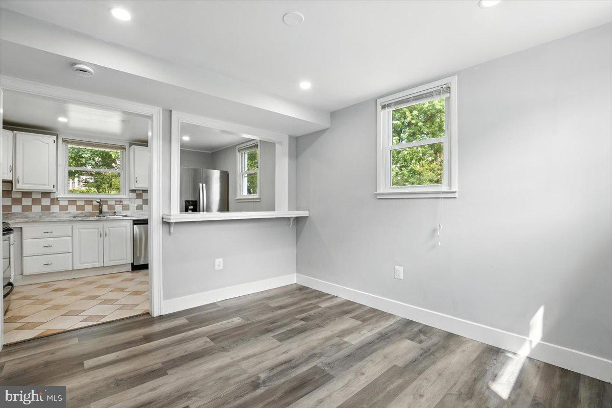 DALE CITY - Residential Lease