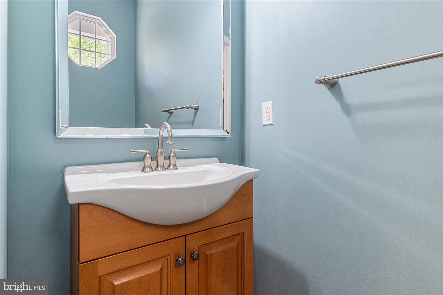 TIMBER LANE THE WOODS - Residential