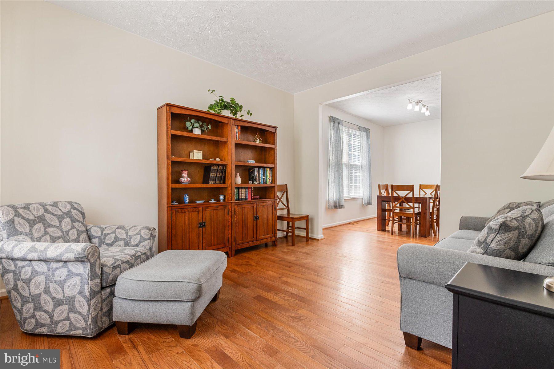 TIMBER LANE THE WOODS - Residential