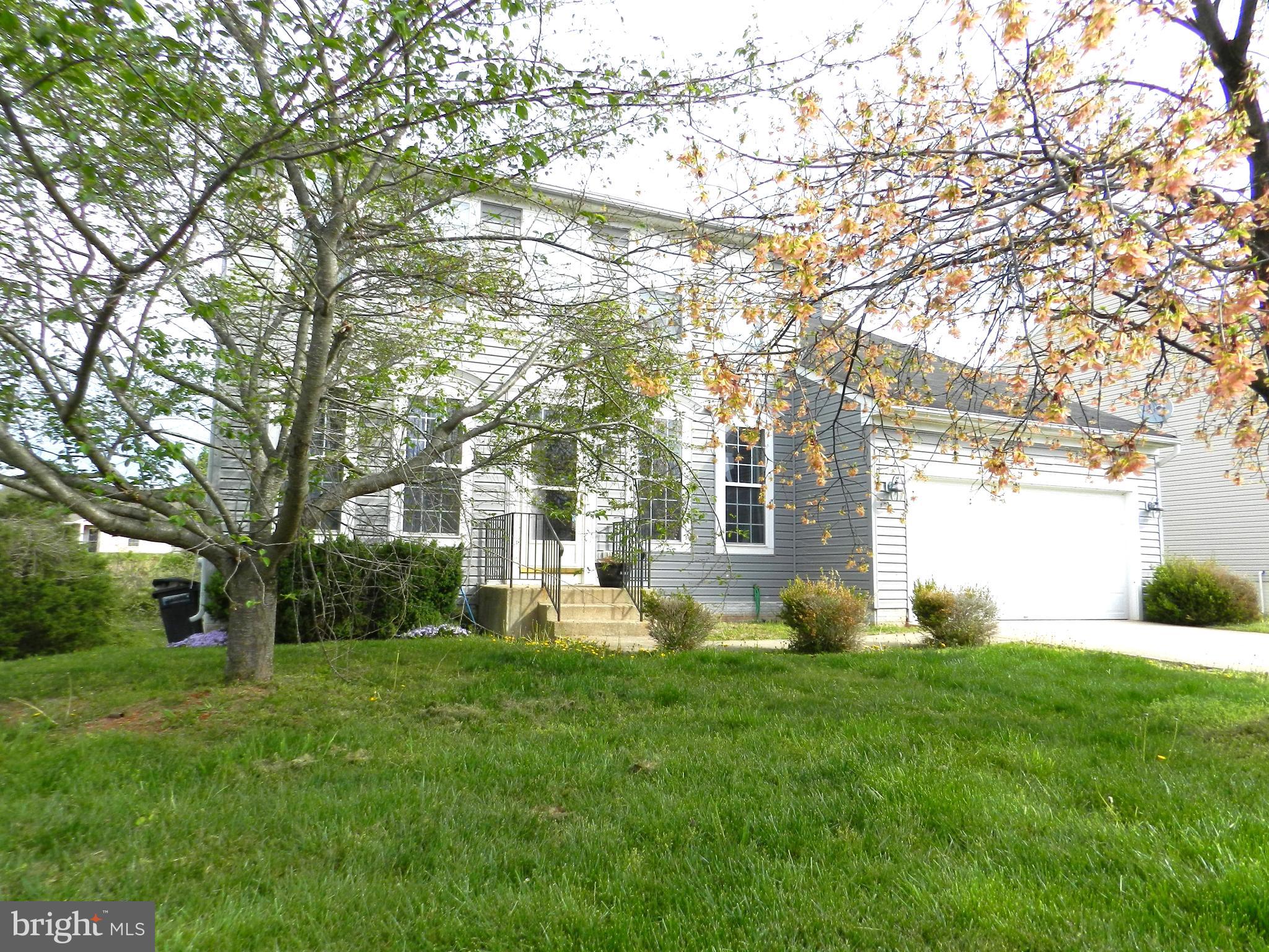 ORANGE ESTATES - Residential