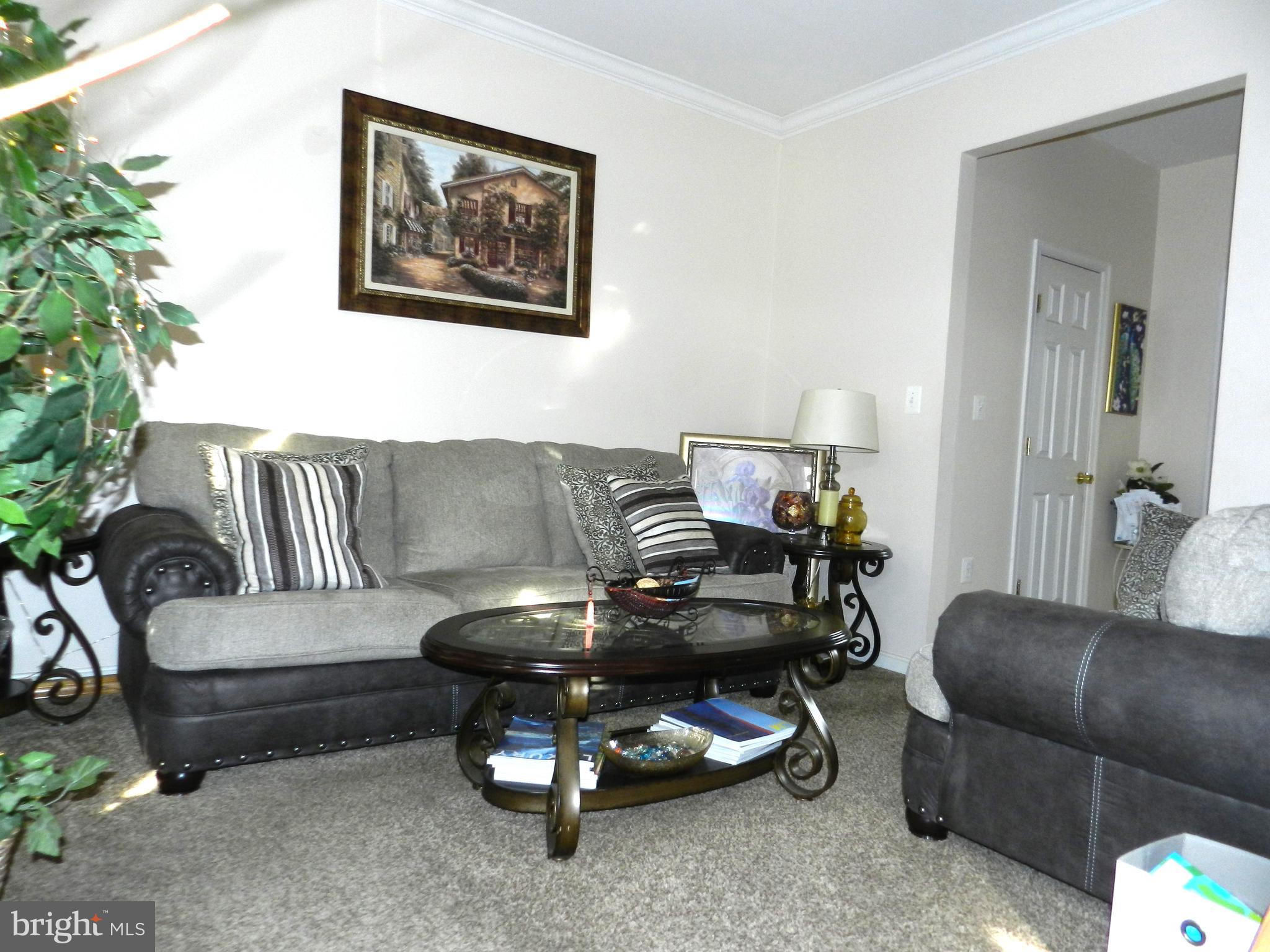 ORANGE ESTATES - Residential