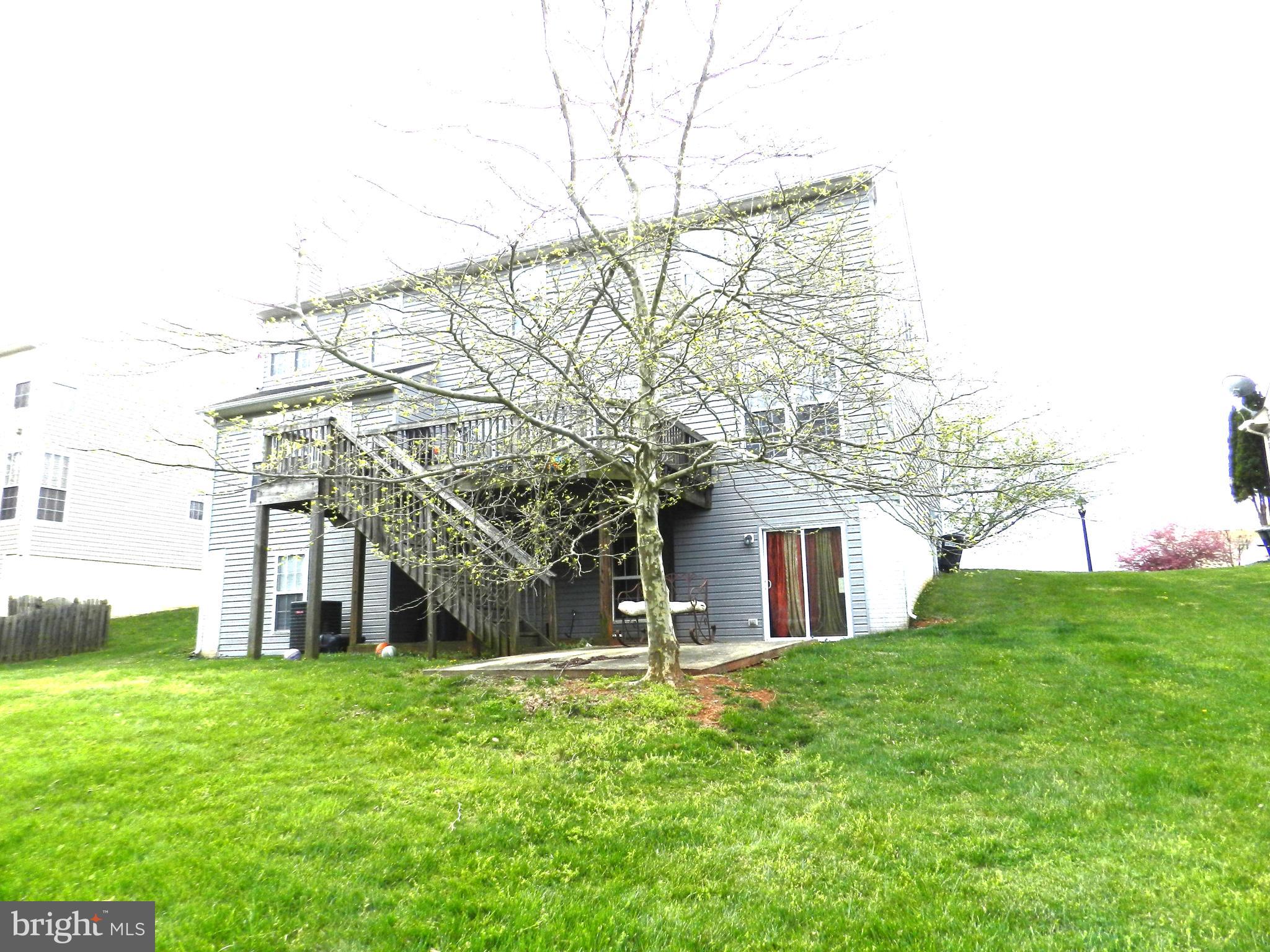 ORANGE ESTATES - Residential