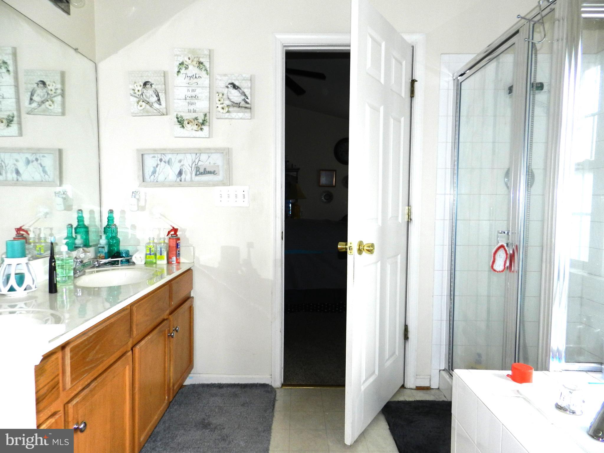 ORANGE ESTATES - Residential