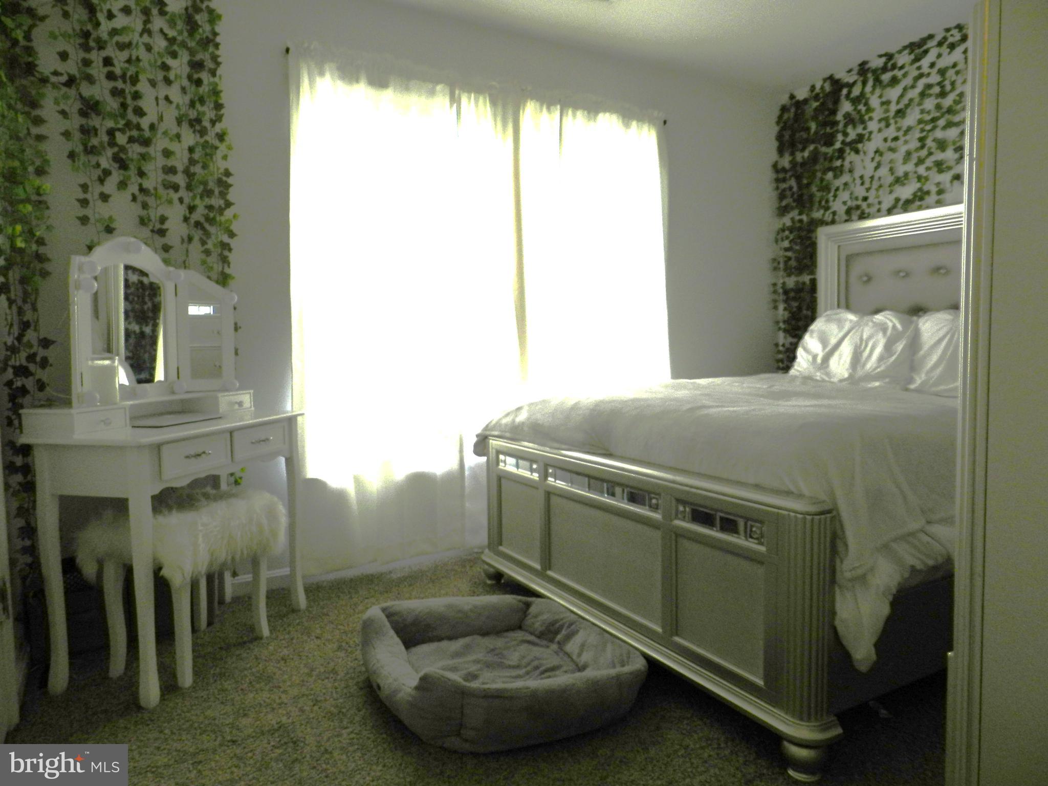 ORANGE ESTATES - Residential