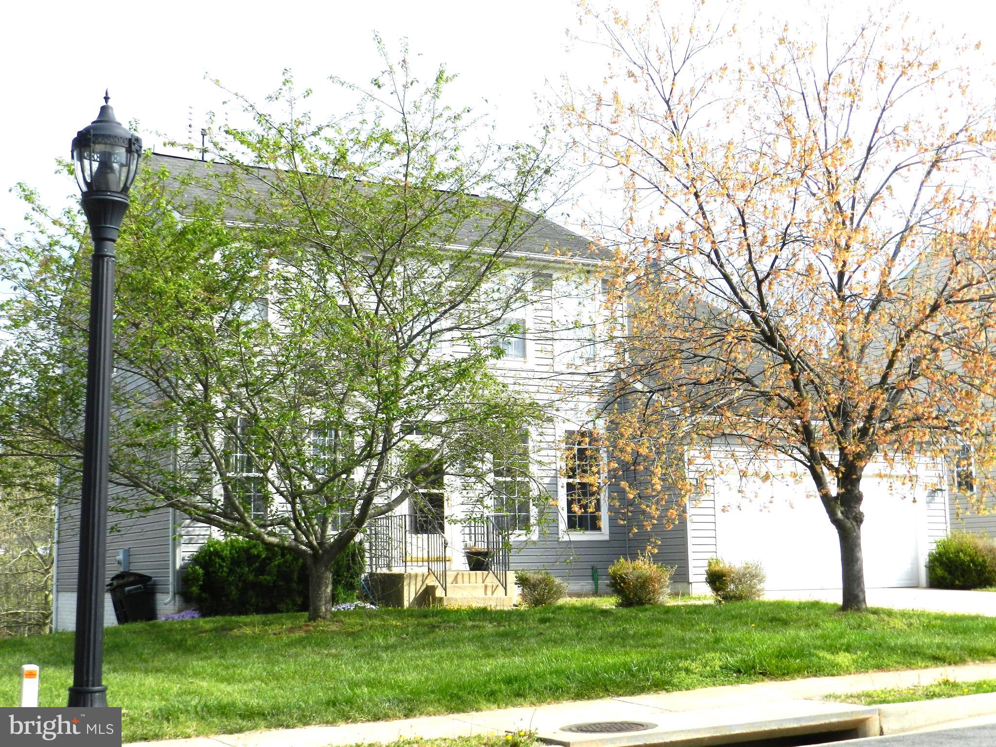 ORANGE ESTATES - Residential