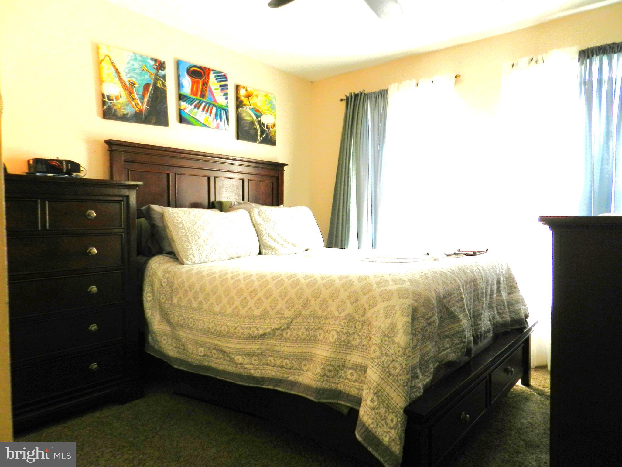 ORANGE ESTATES - Residential