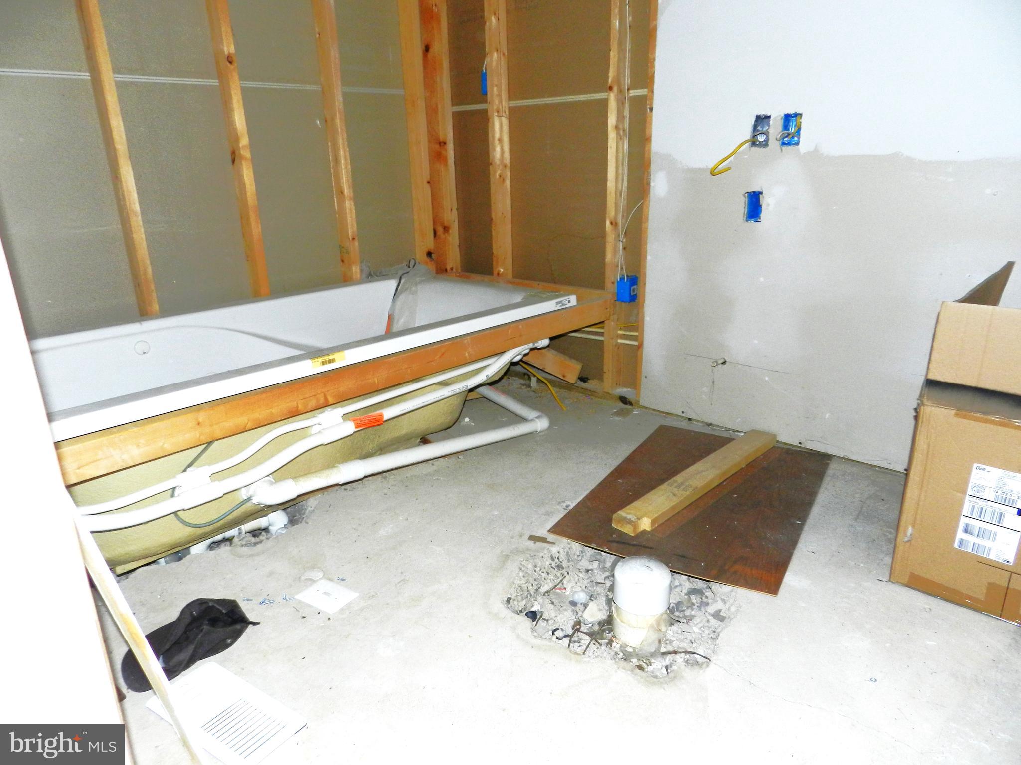 ORANGE ESTATES - Residential