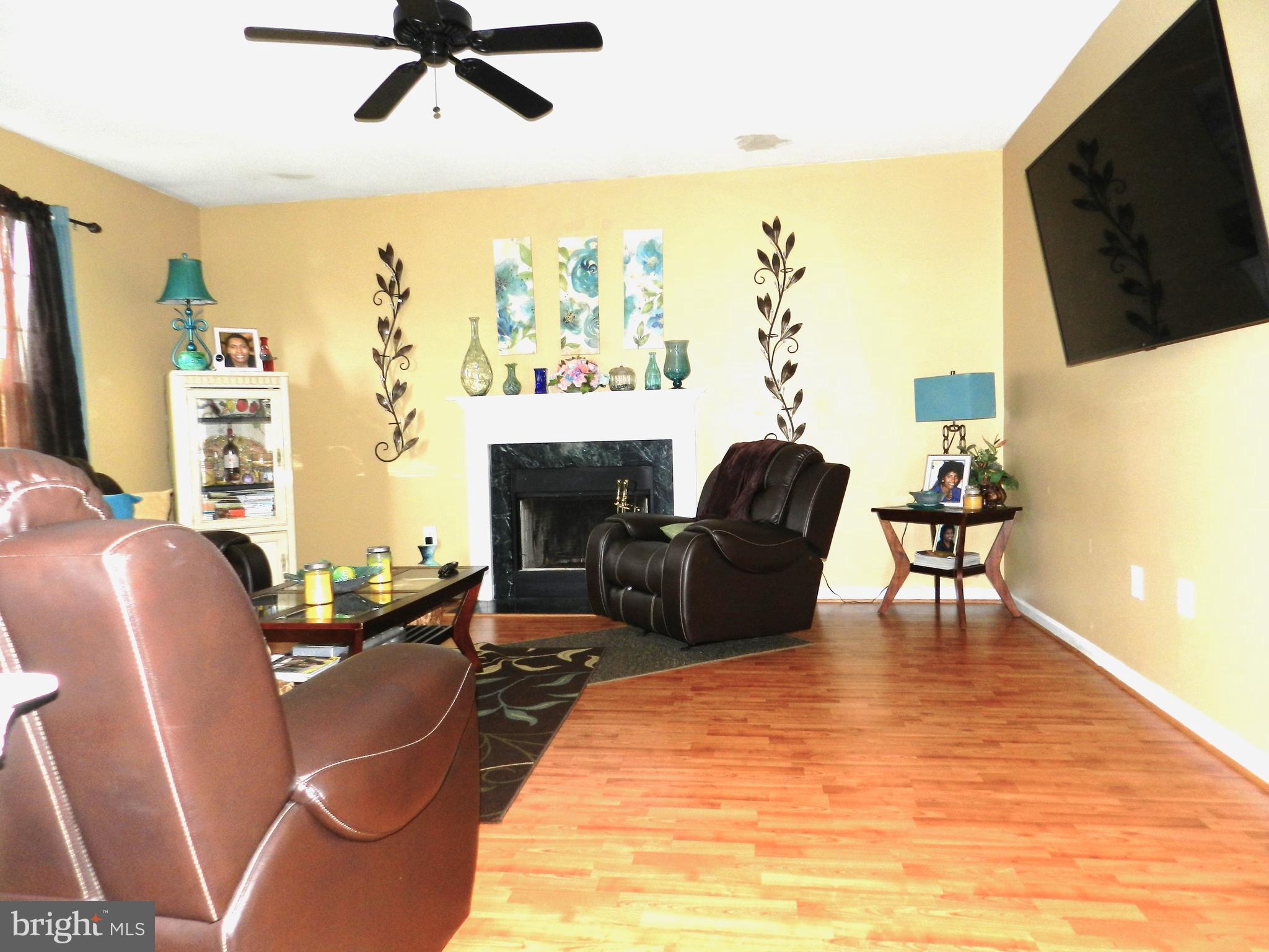 ORANGE ESTATES - Residential