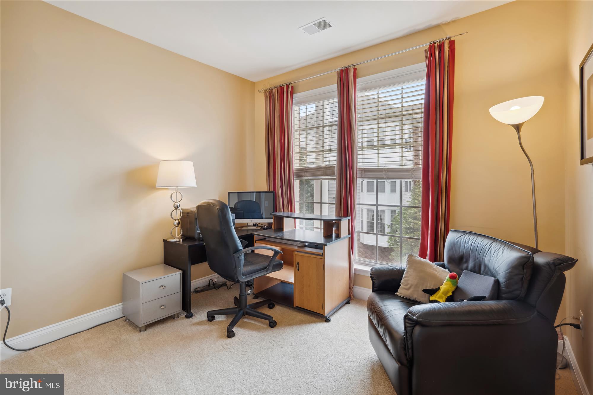 KING FARM VILLAGE CENTER - Residential